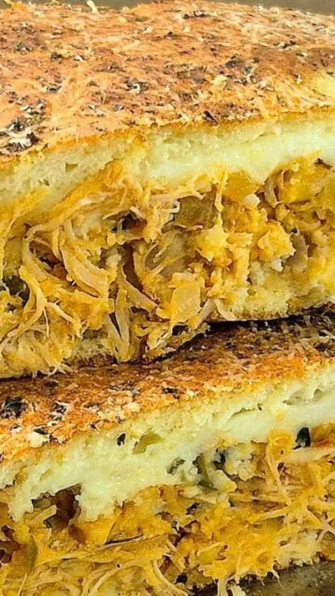 Aprenda o segredo para fazer a massa de torta ficar macia e molhadinha