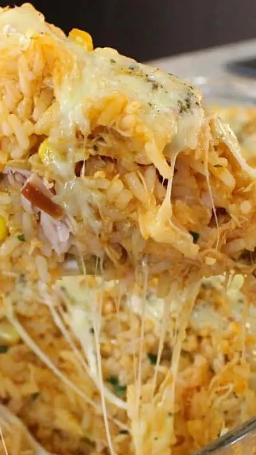 Arroz de forno com frango, uma receita completa e muito saborosa que todos vão amar