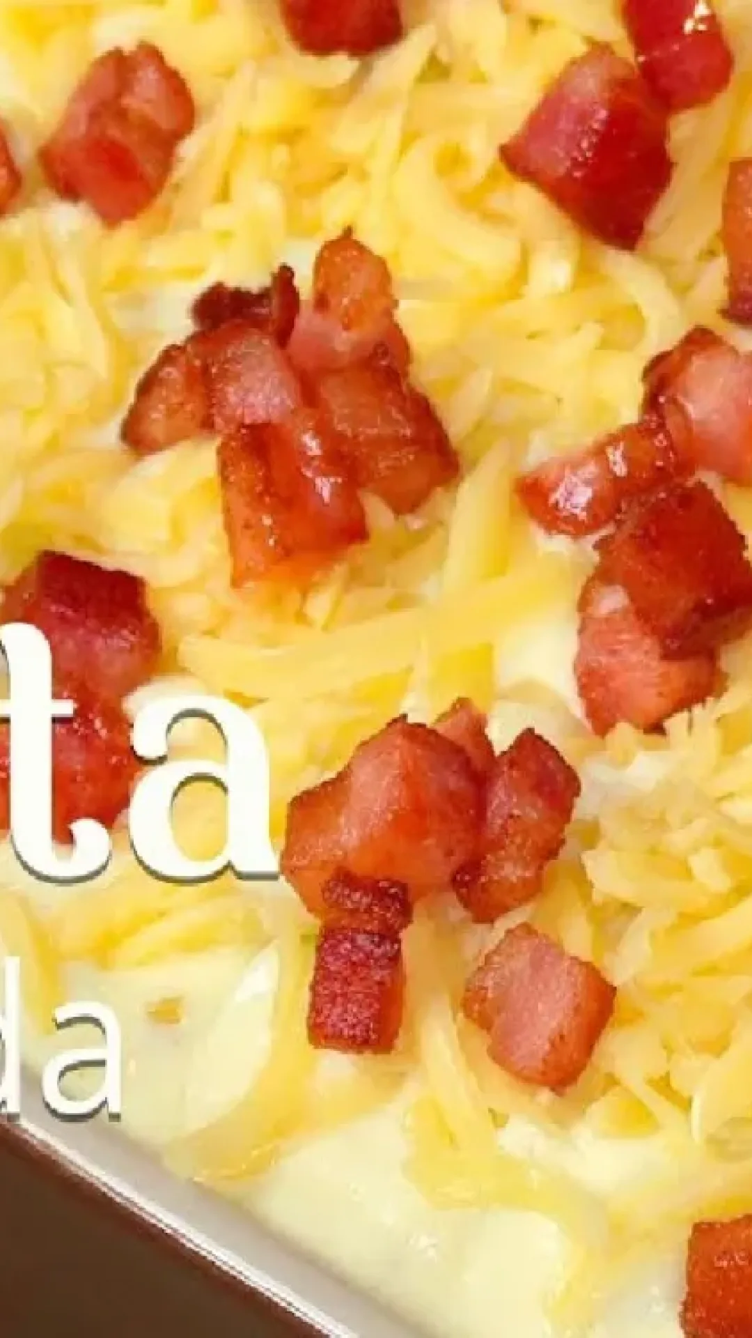 Batata gratinada cremosa para ser a estrela principal do seu almoço de domingo