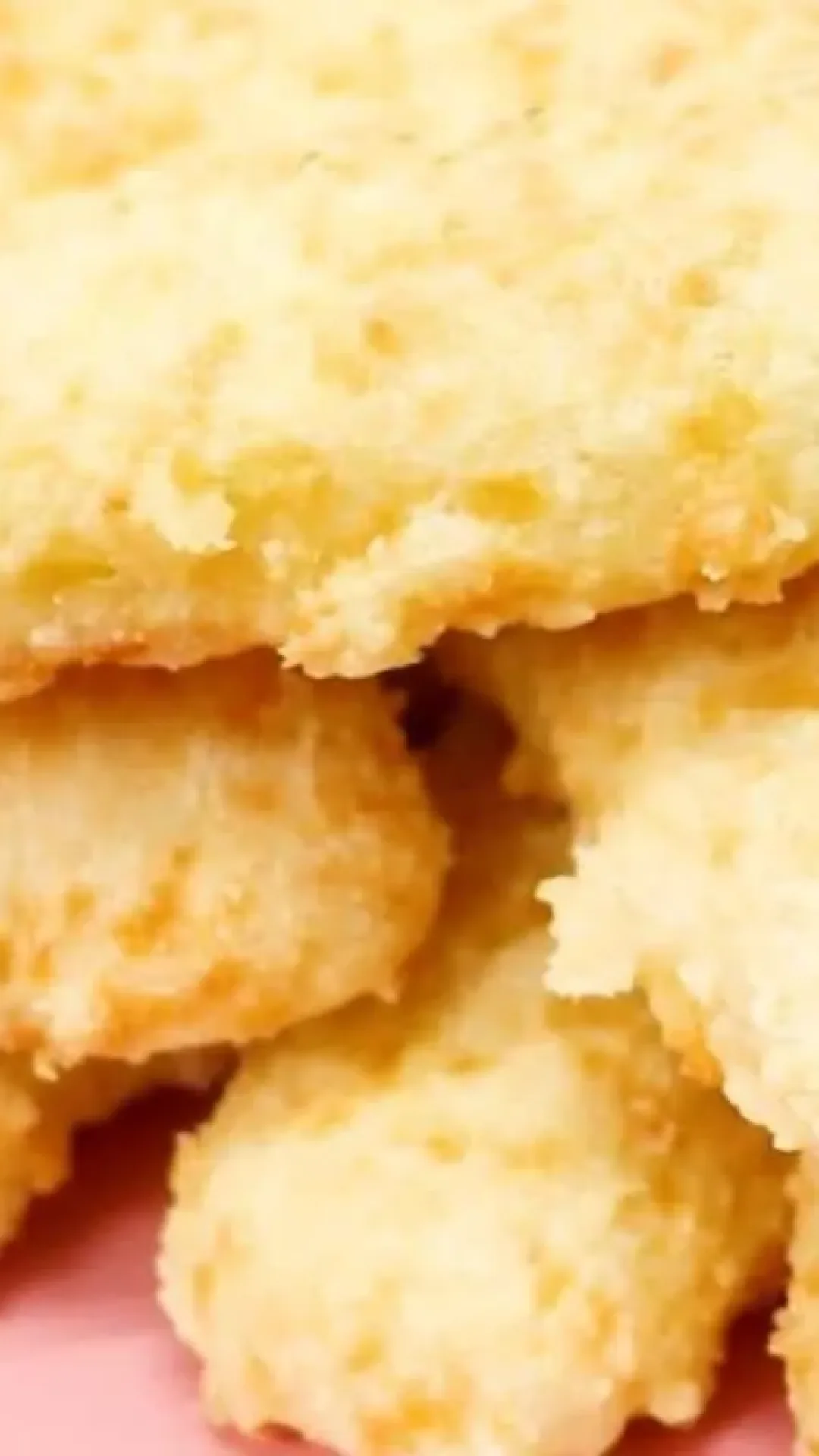 Biscoitão de polvilho assado da vovó para saborear com um café fresquinho