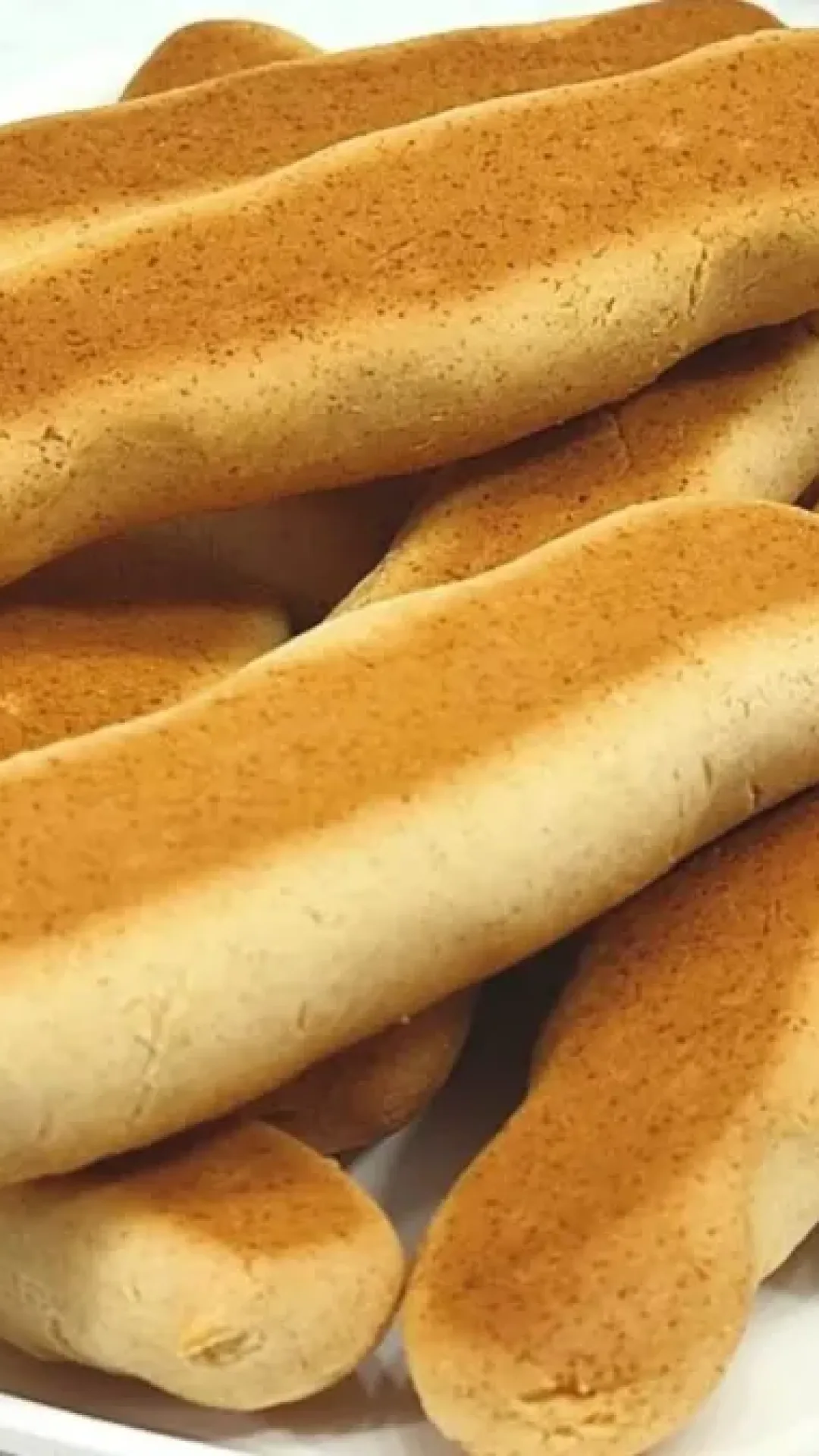 Biscoitinho caseiro da vovó de 2 ingredientes para servir no café da tarde