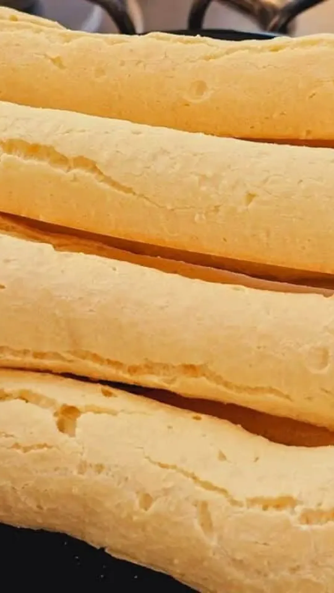 Biscoito de polvilho assado de padaria: receita sem glúten e zero lactose