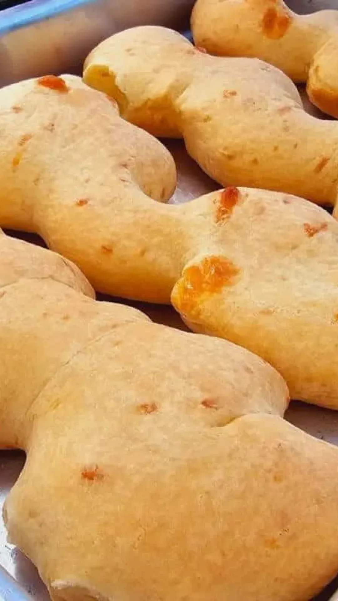 Biscoito de polvilho assado delicioso e fácil de fazer que não precisa escaldar