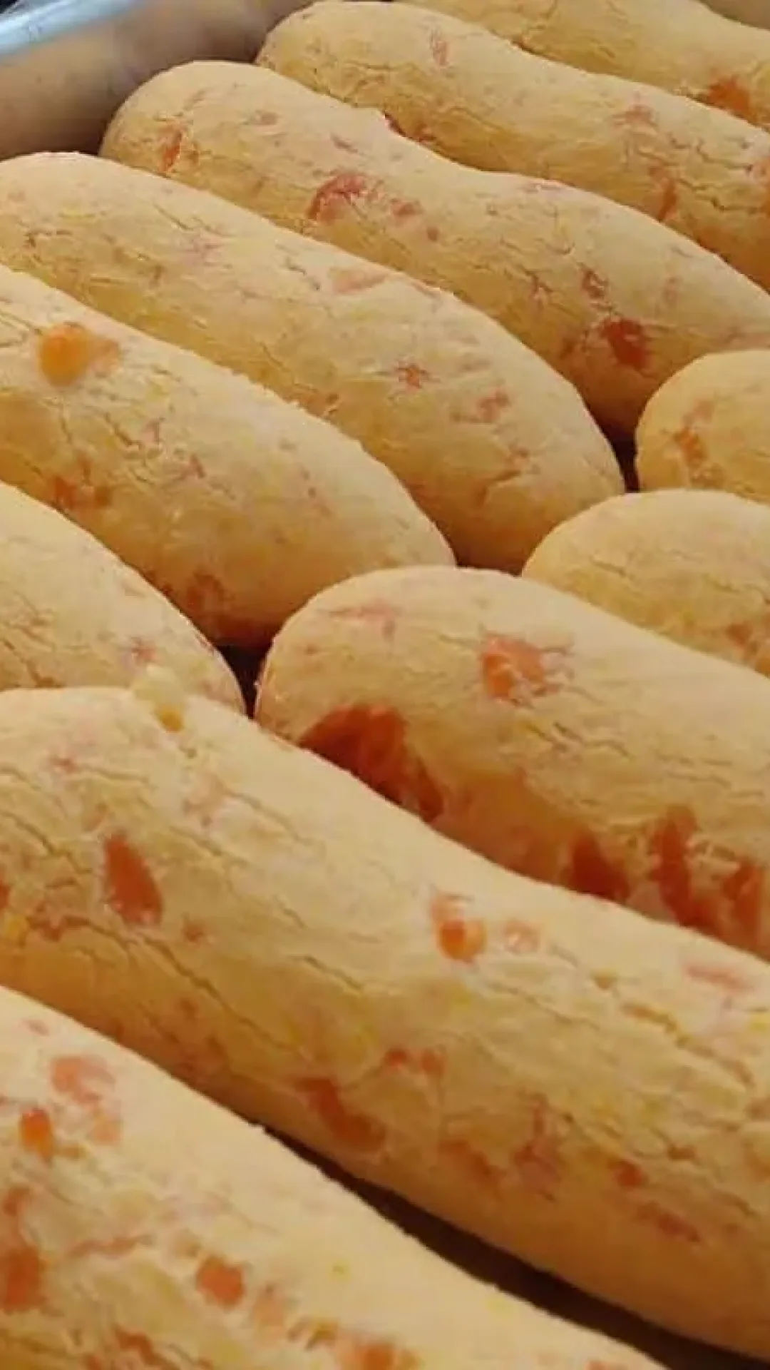 Biscoito de polvilho assado que derrete na boca e rende várias unidades