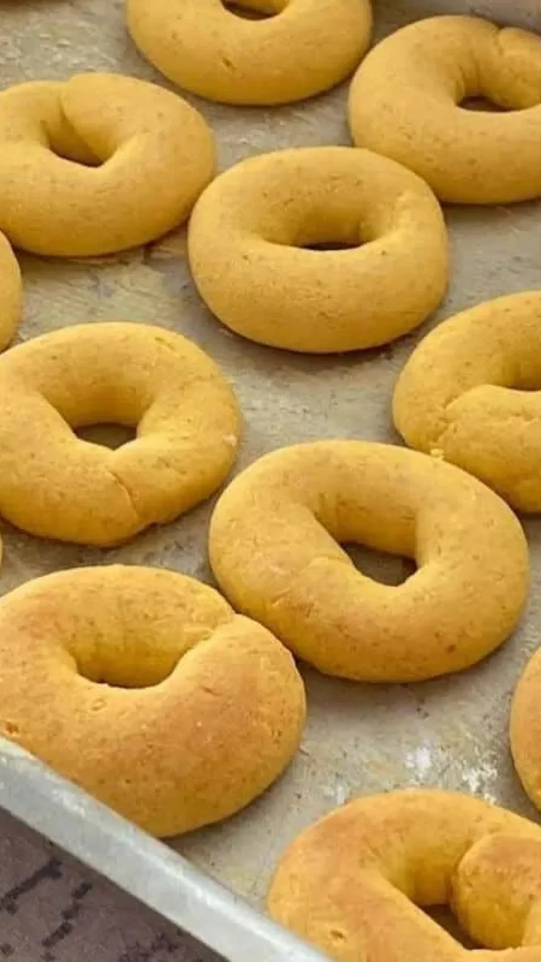 Bolacha de fubá da vovó crocante e deliciosa que é impossível comer apenas uma