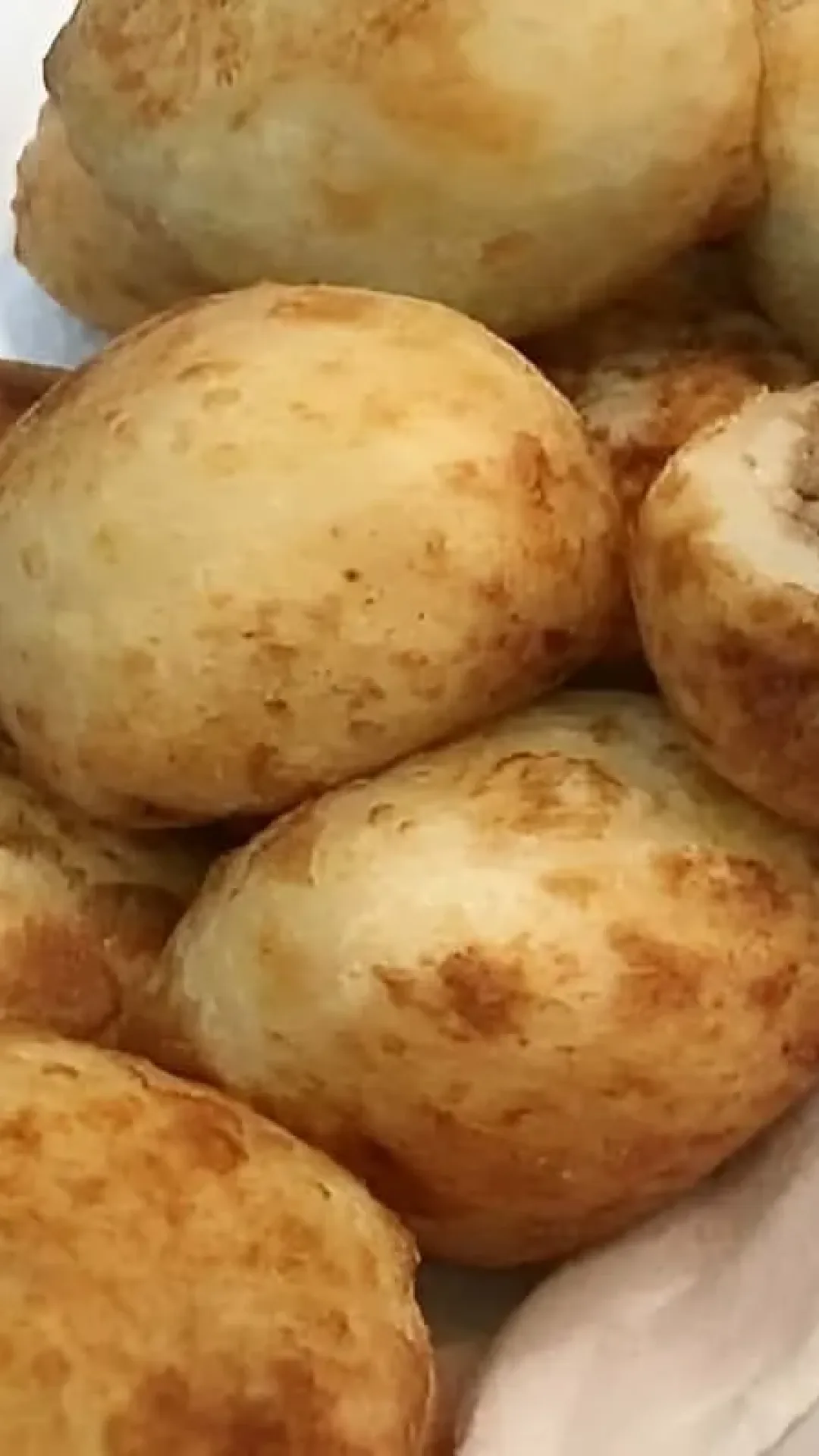 Bolinho de batata frito recheado com carne moída receita que minha avó fazia
