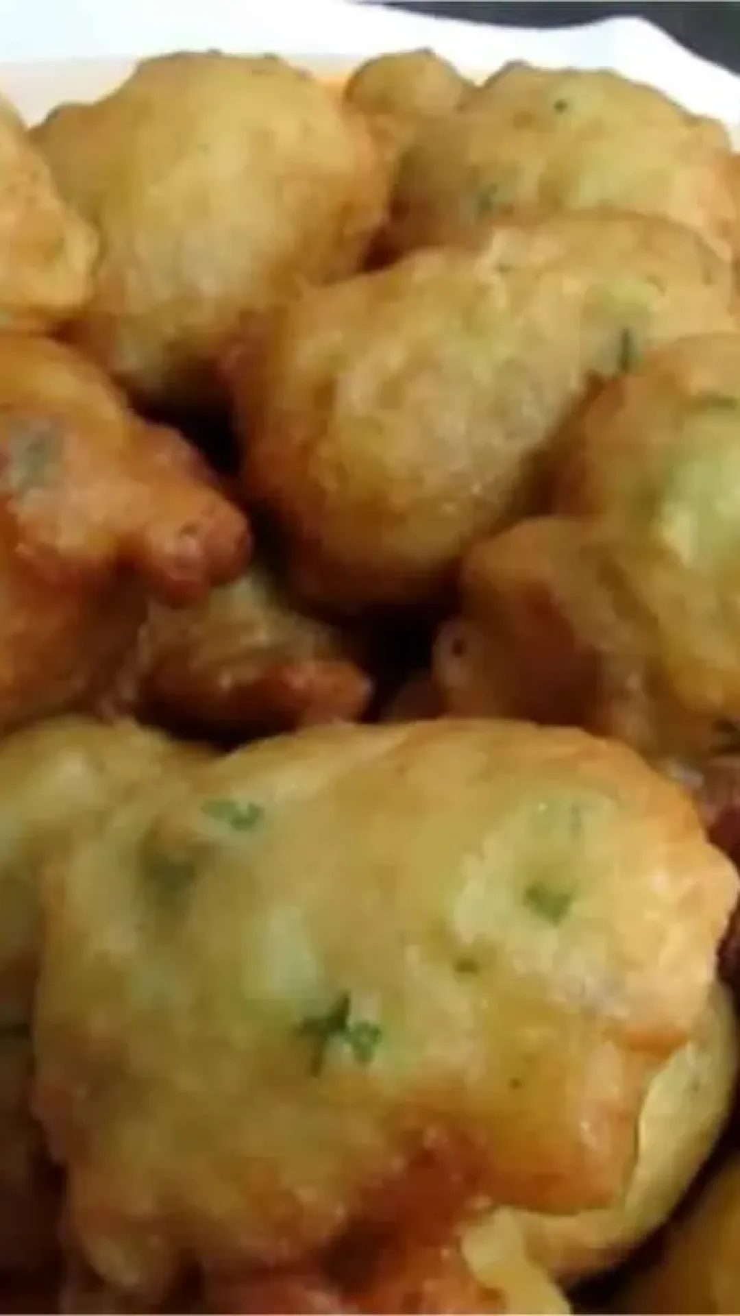 Bolinho de chuchu leve e muito saboroso: essa receita você vai adorar