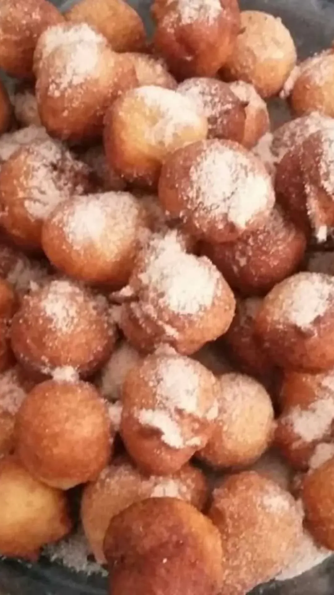 Bolinho de chuva fofinho, delicioso e igualzinho ao da vovó
