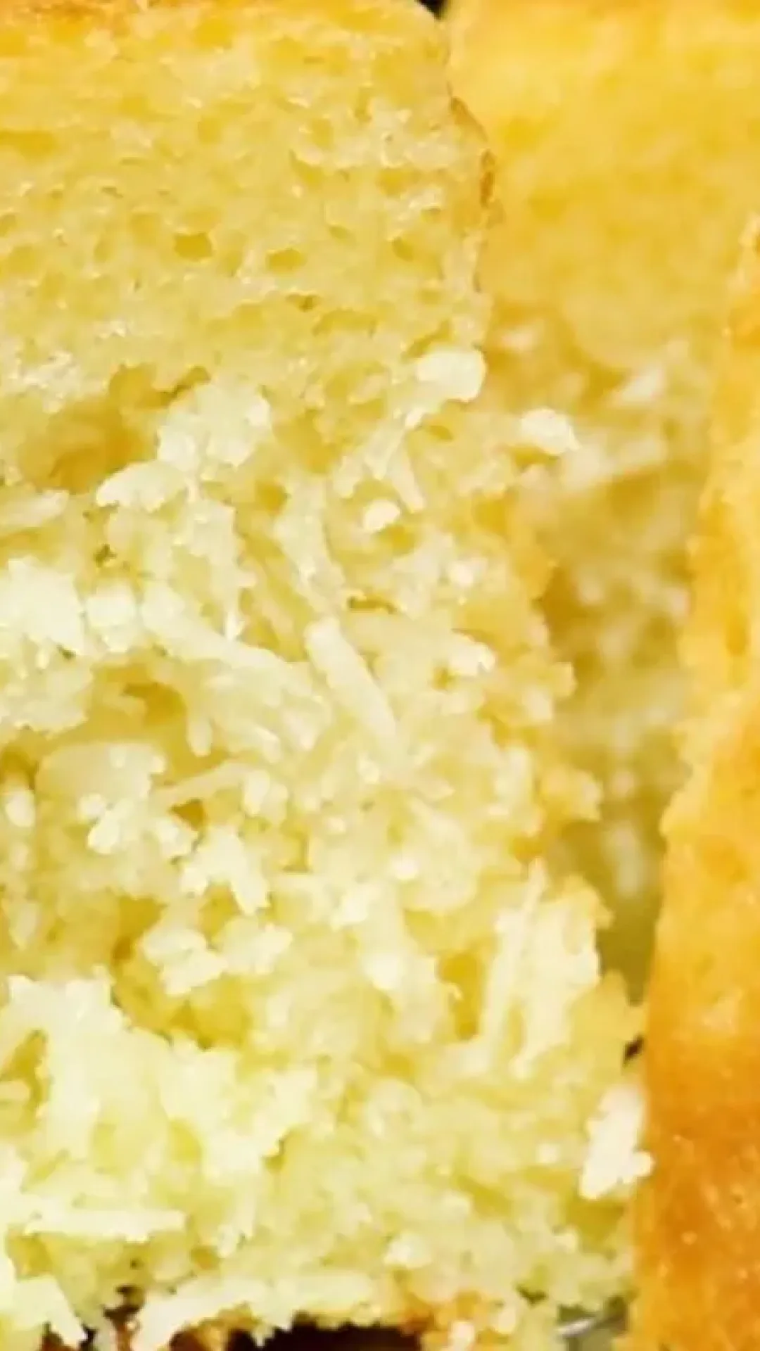 Bolo cocada sem farinha de trigo: o bolo de coco mais fácil, úmido e delicioso que já fiz
