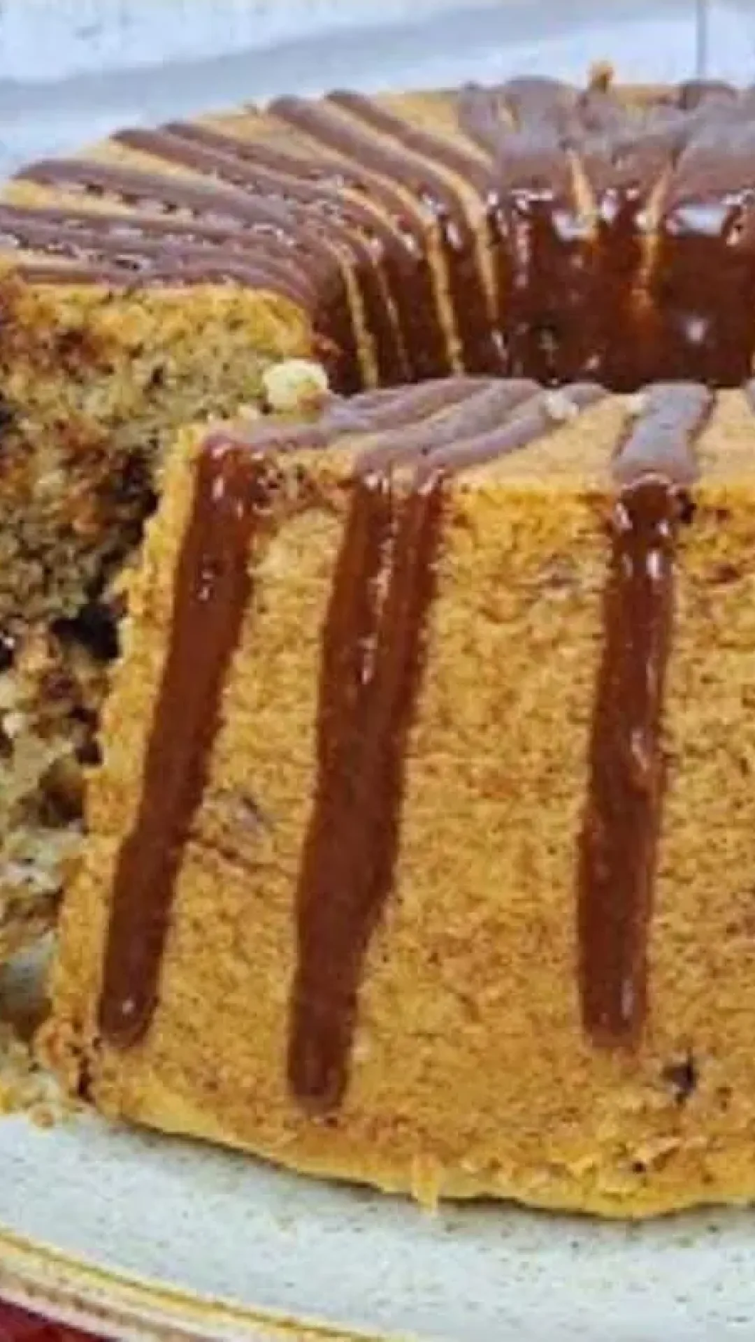 Bolo de banana com aveia e chocolate: a receita fofinha e sem trigo para o seu café da manhã