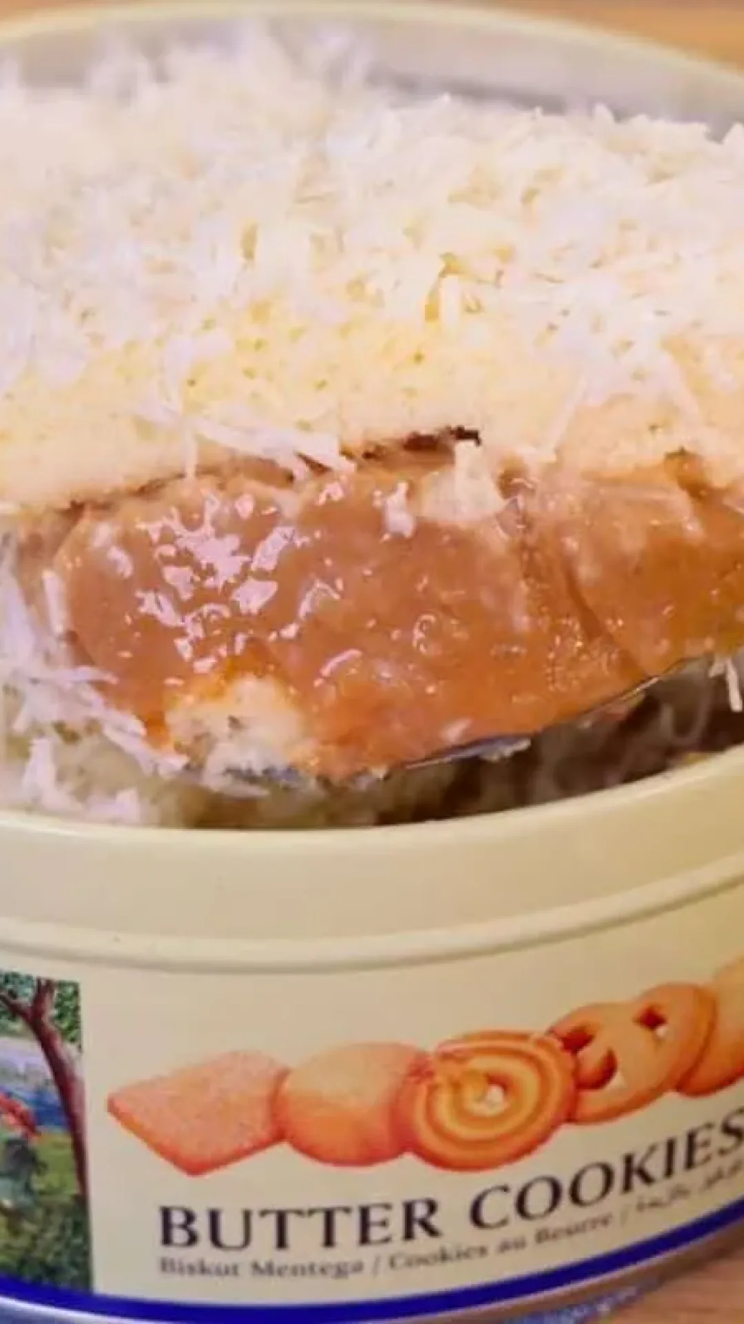 Bolo de coco na lata: o bolo gelado com doce de leite que é uma delícia e super fácil