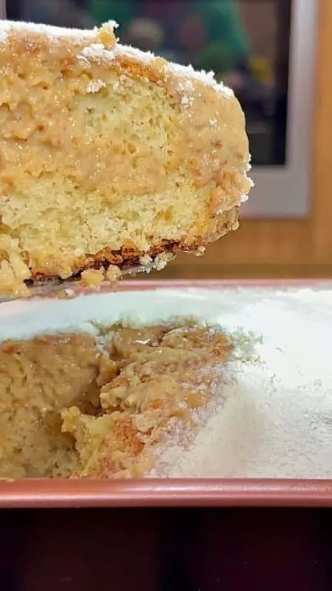 Bolo de doce de leite quente: tão molhadinho e cremoso que serve até como sobremesa