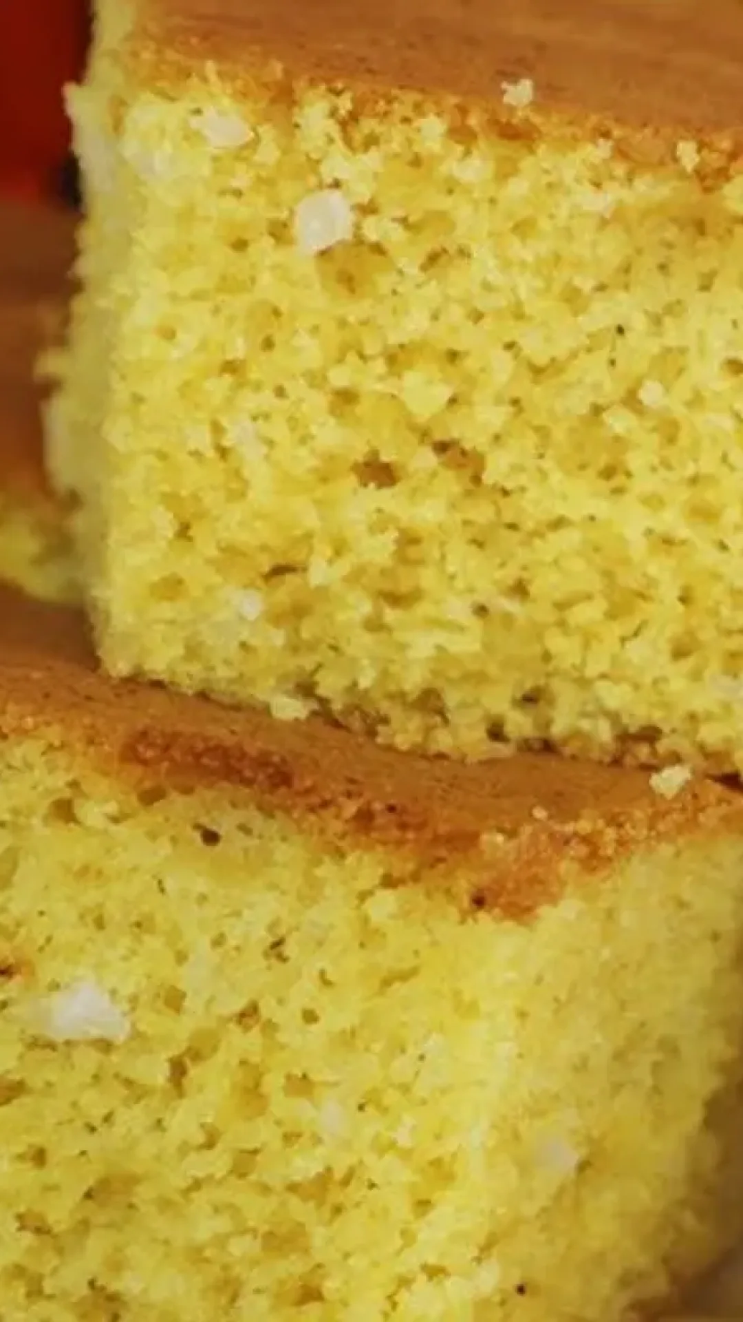 Bolo de fubá com coco: receita do interior com gostinho de roça que combina com café