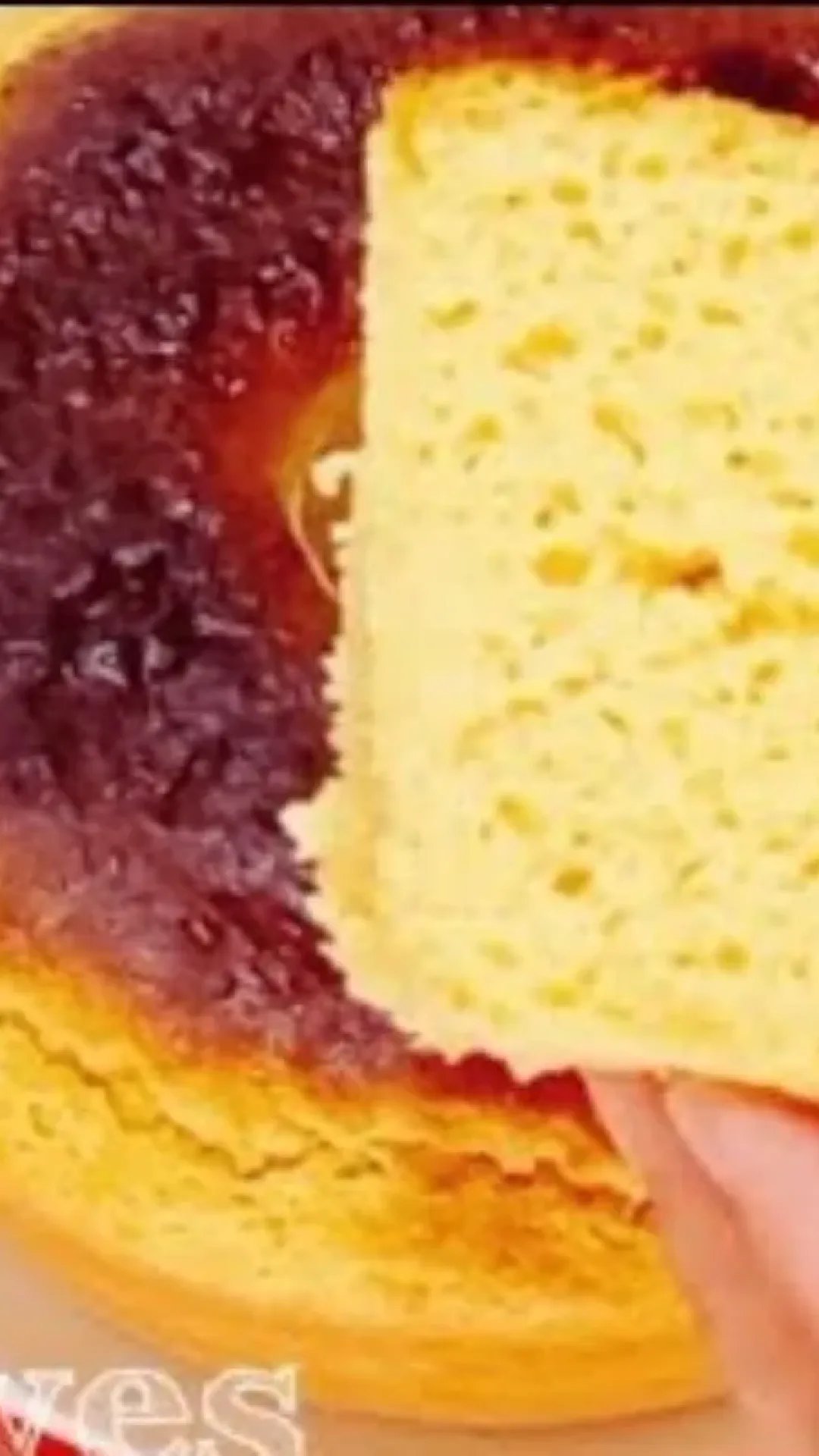 Bolo de fubá com creme de leite, um bolo delicioso, bem molhadinho e surpreendente