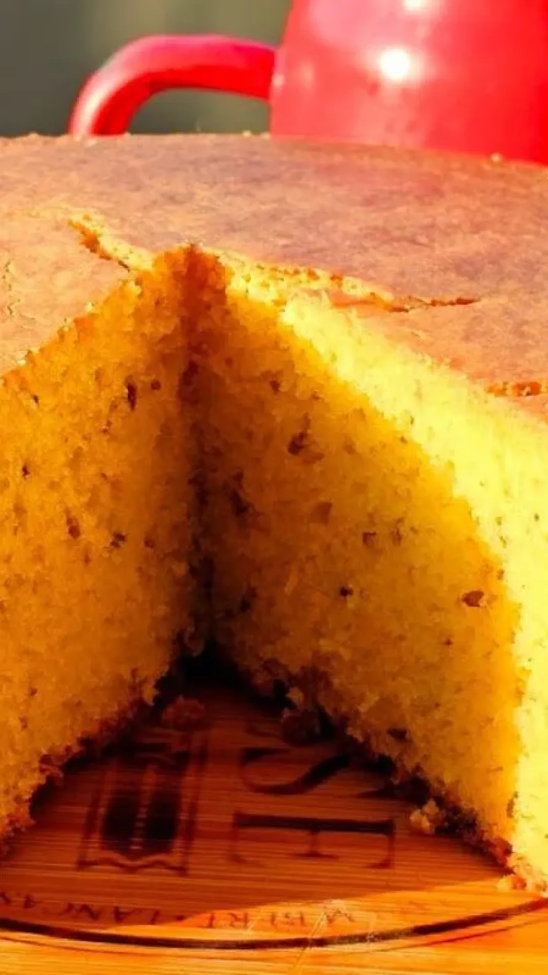 Bolo de fubá com erva doce sem trigo com aquele gostinho de bolo de vó para a hora do seu café