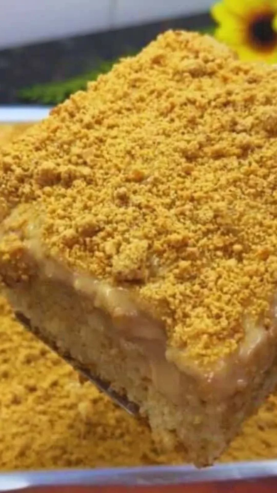 Bolo quente de amendoim: fofinho e com sabor que lembra festa junina