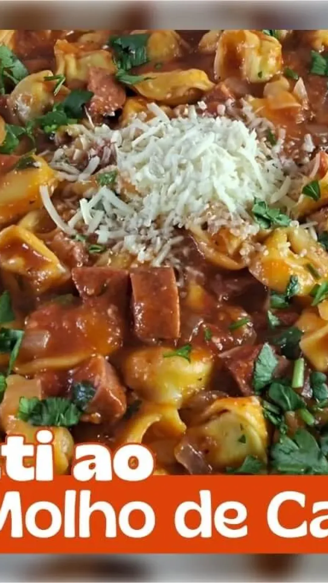 Capeletti com calabresa cremoso e saboroso: prato completo que agrada toda a família