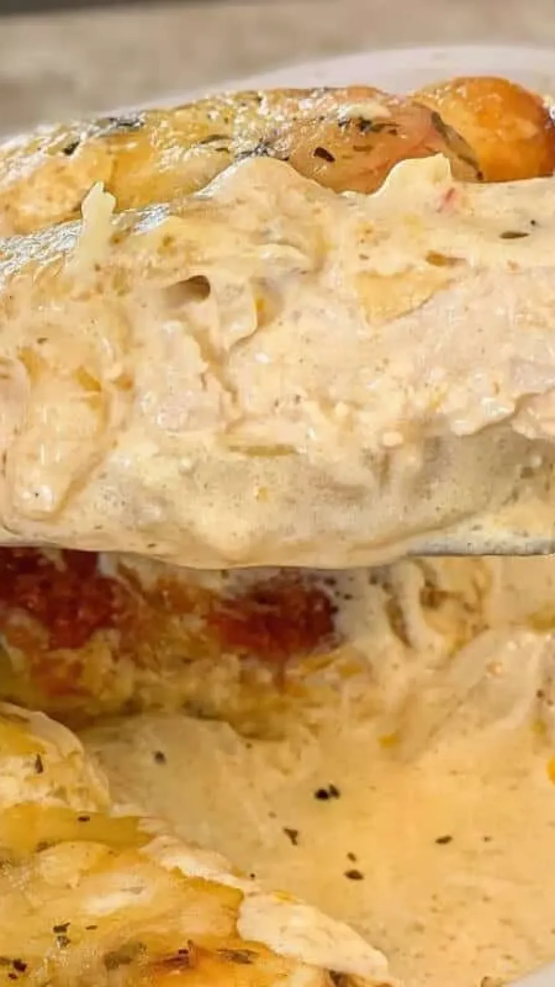 Cardápio de dia das mães: receita de frango cremoso ao forno delicioso e suculento