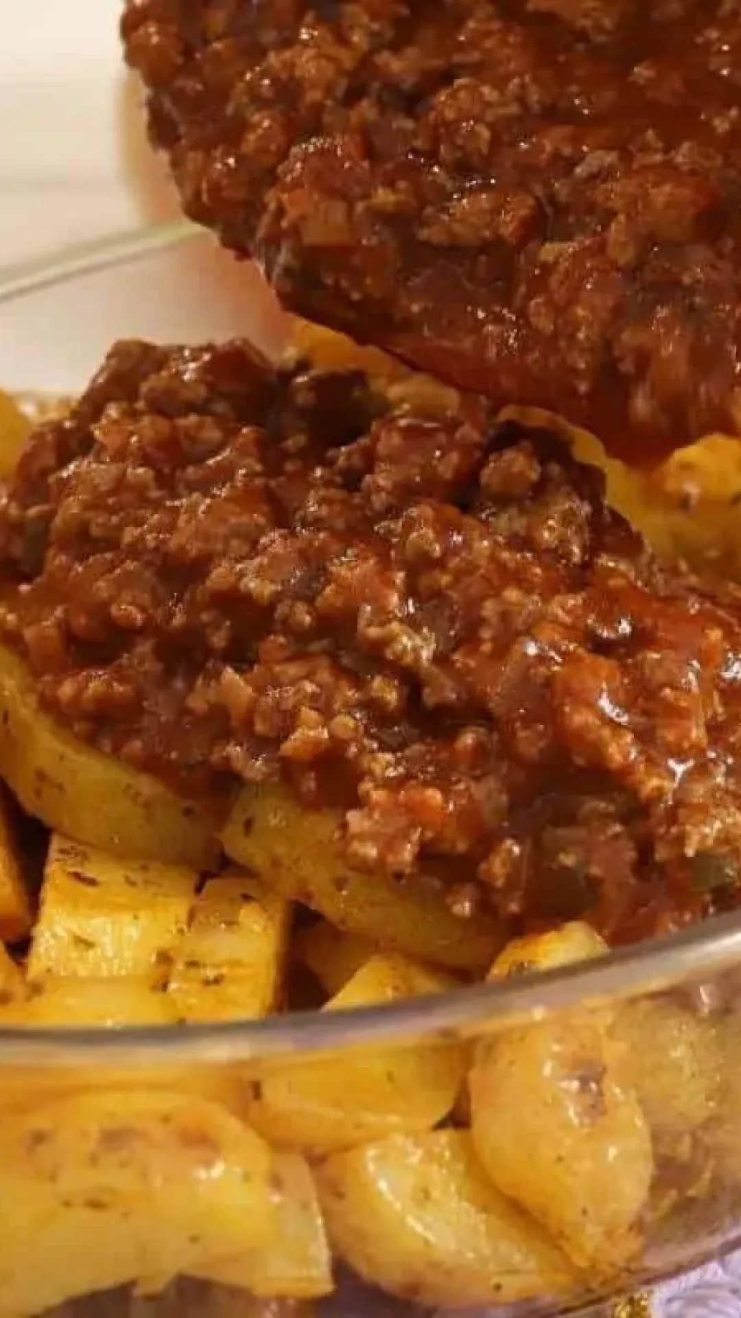 Carne moída gratinada para o almoço: opção fácil e econômica para fazer hoje mesmo