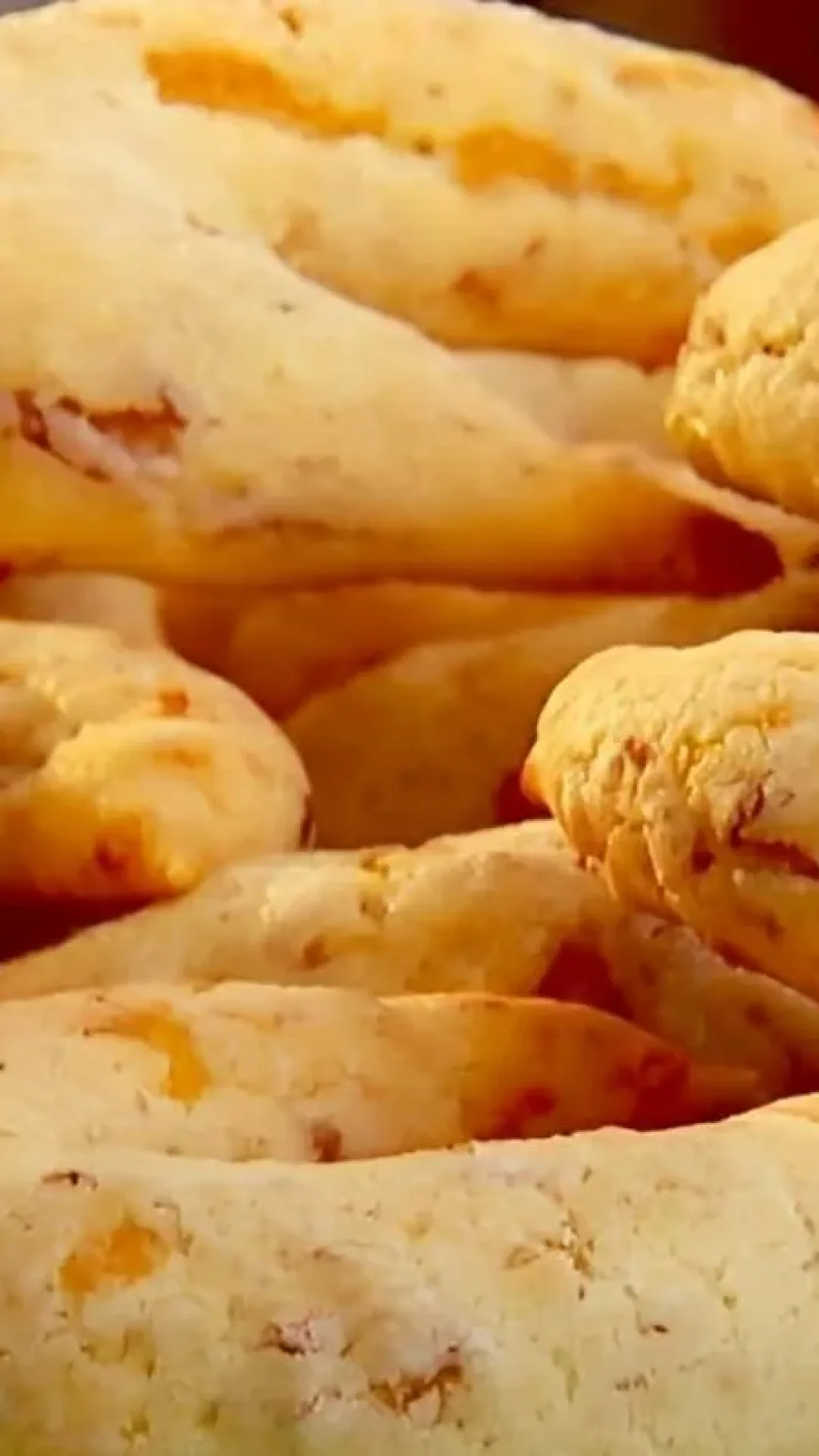Chipa caseira de queijo uma receita fácil e deliciosa para fazer e comer ou também congelar