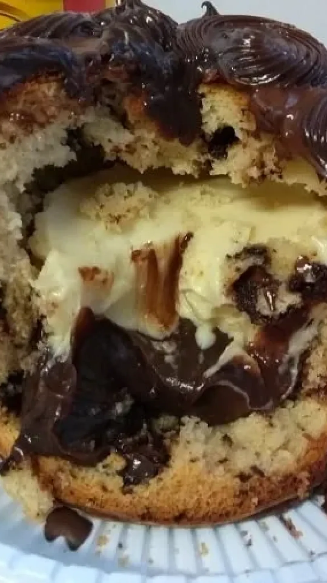Chocotone Trufado – Com Recheio de Leite Ninho e Nutella