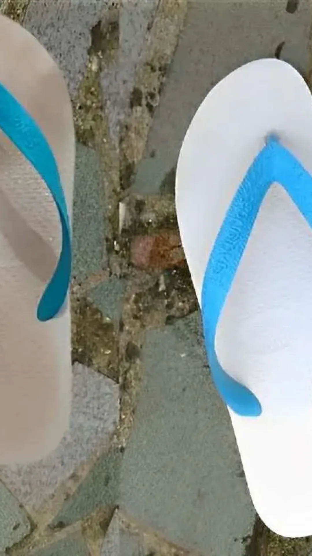 Como desencardir Havaianas usando ingredientes que você sempre tem em casa
