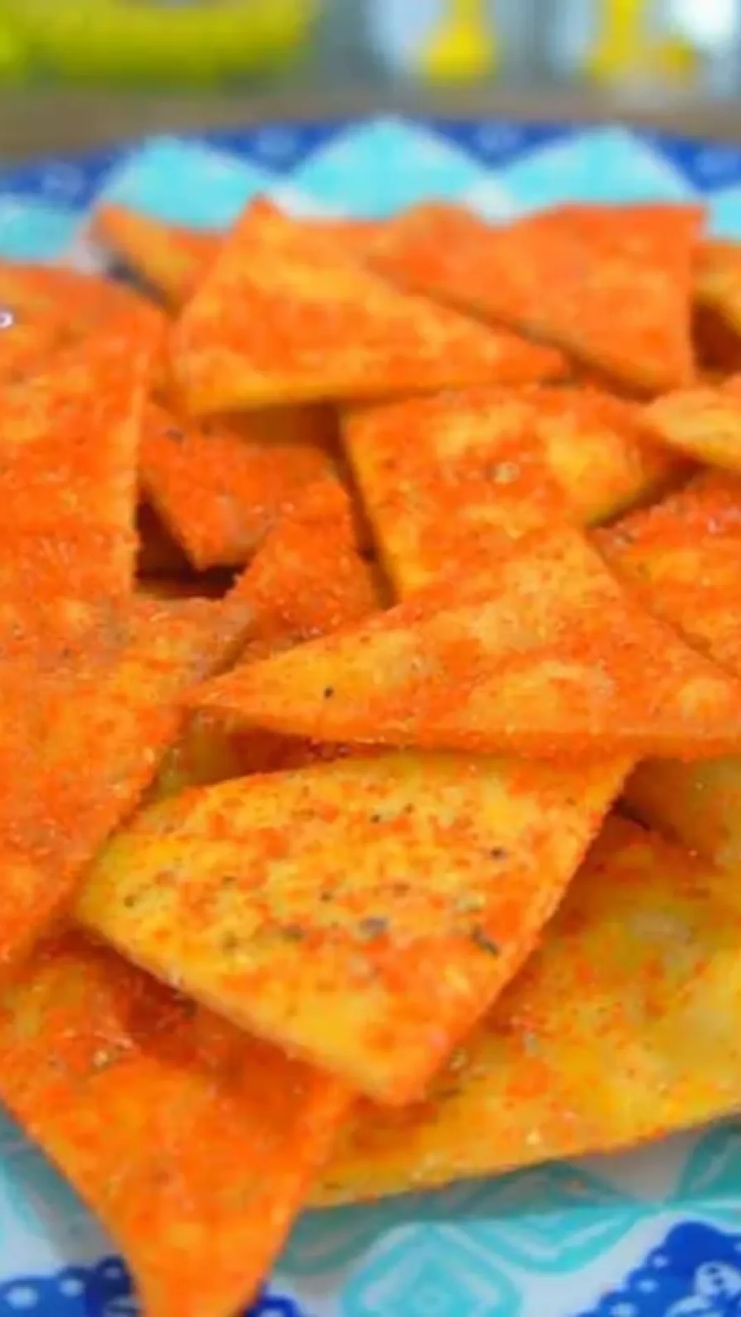 Como fazer doritos caseiro: fica gostoso e bem mais barato que o comprado no mercado
