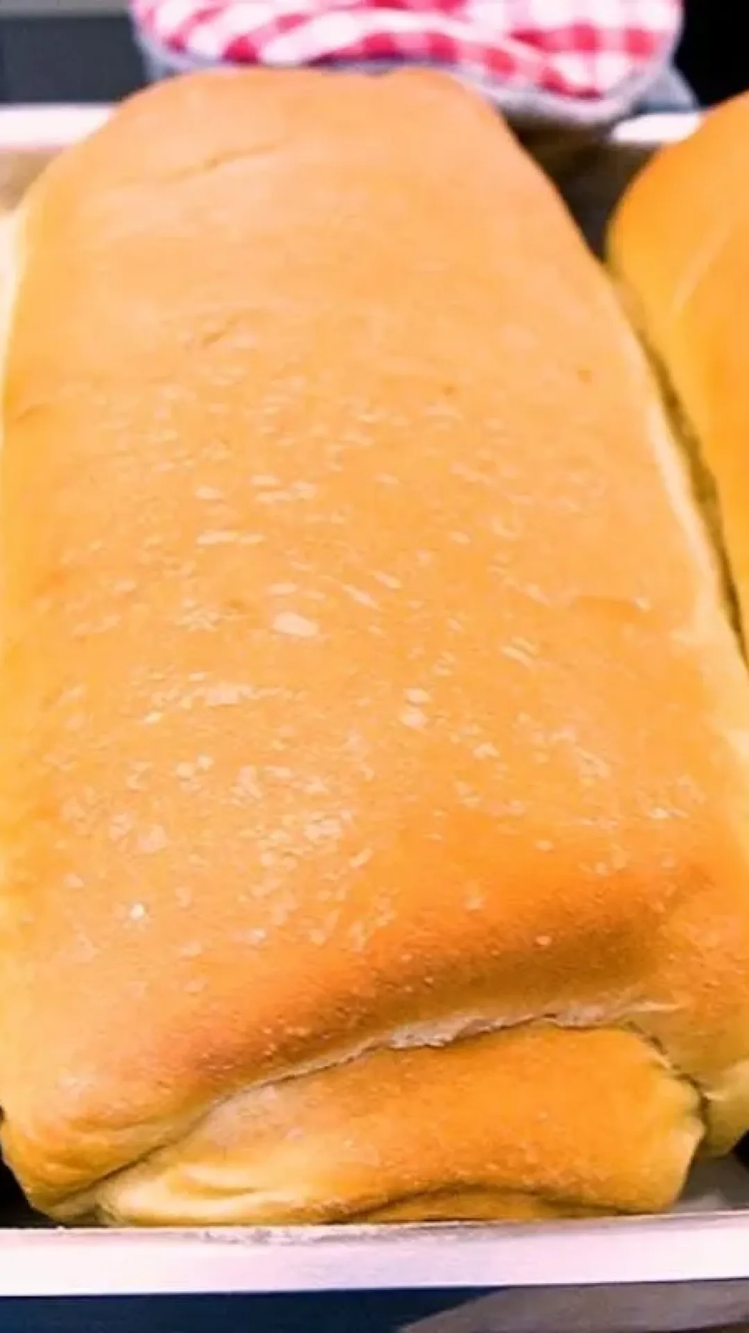 Como fazer pão caseiro sem ovo que fica fofinho e mais que perfeito para o café da manhã