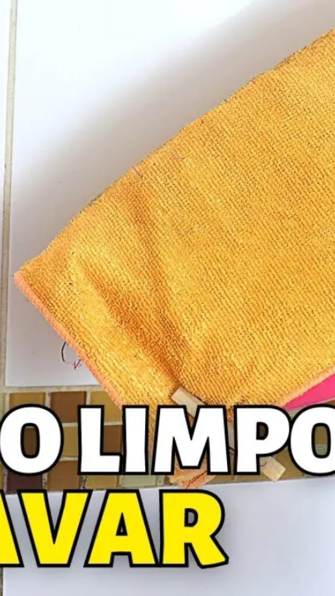 Como limpar azulejo sem precisar molhar a parede inteira e sem esforço