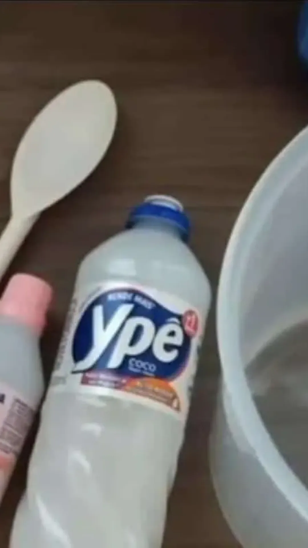 Como limpar roupa encardida com uma misturinha que tira qualquer tipo de mancha