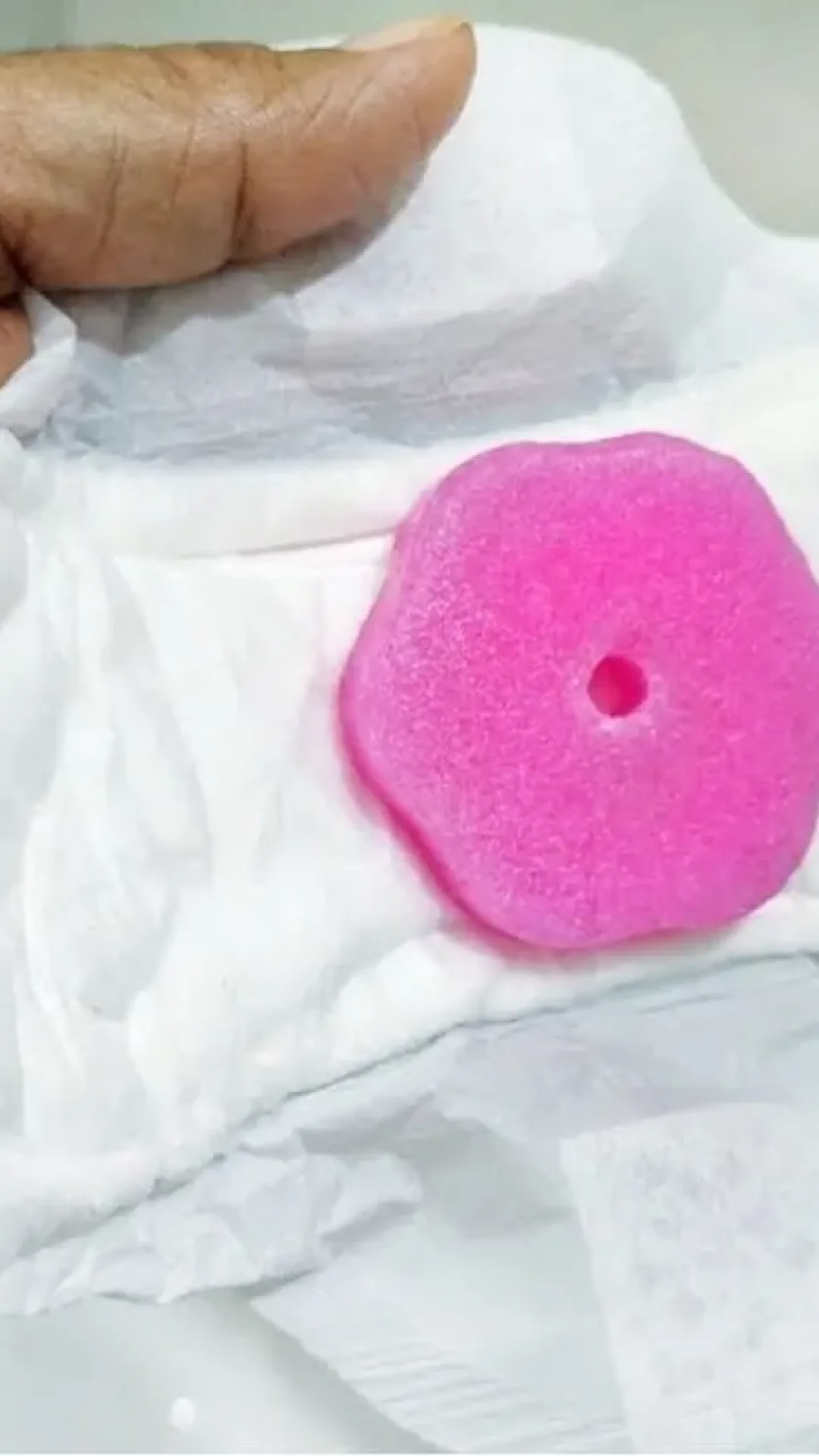 Como perfumar o banheiro rapidinho e sem gastar com produto de limpeza caro