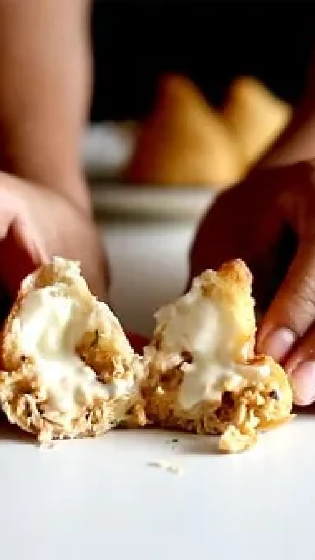 Coxinha de Frango com Requeijão