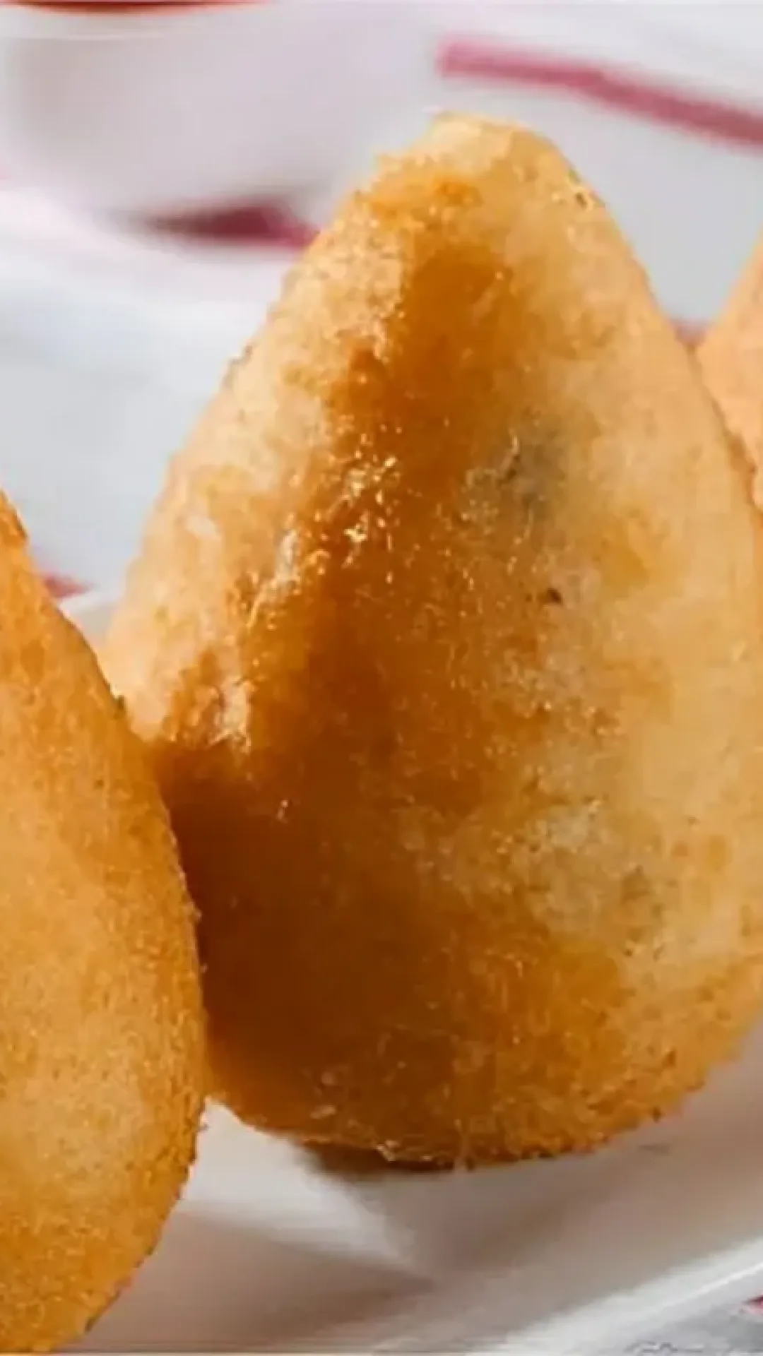 Coxinha sem massa de 4 ingredientes: deliciosa e perfeita para o lanche