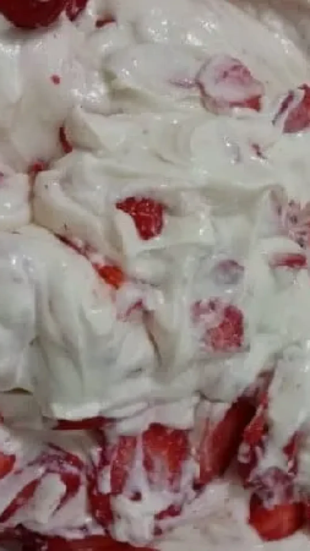 Creme Suíço com Morangos