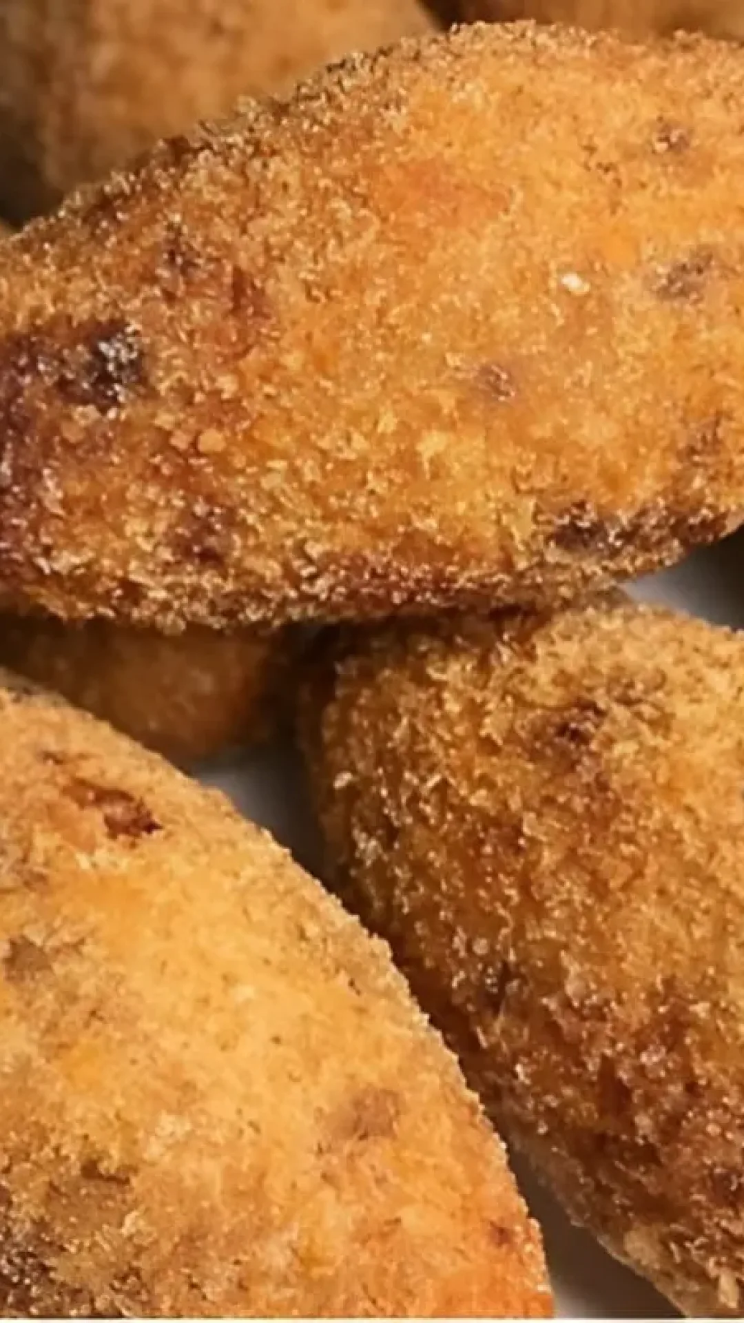 Croquete de carne moída gostoso que derrete na boca igual de lanchonete