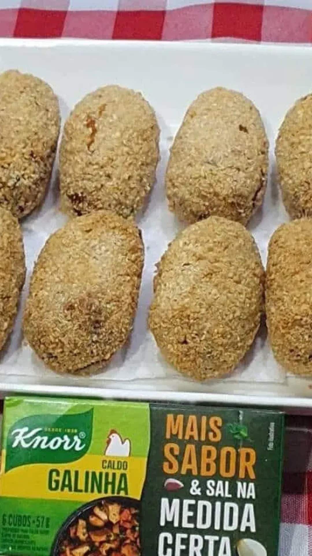 Croquete de frango sequinho e crocante: ótimo petisco para você saborear em família