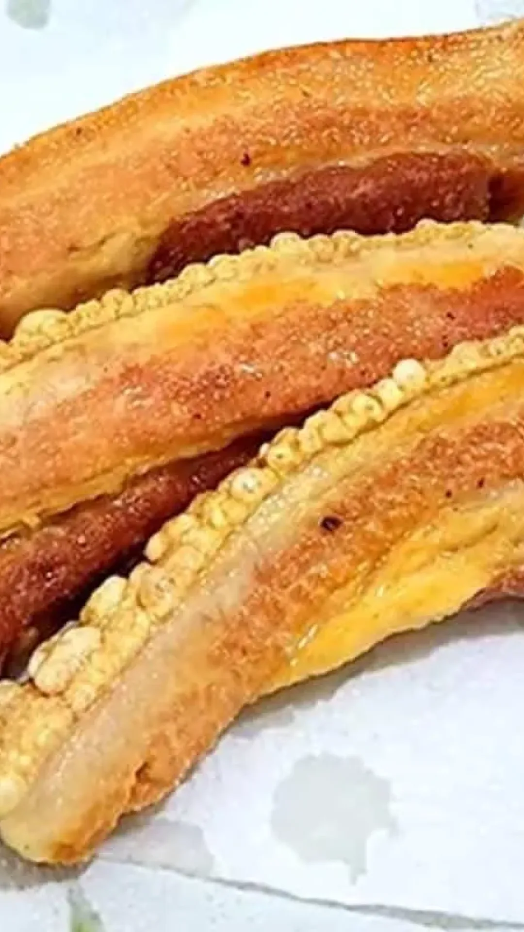 Descobri o segredo para fazer um torresmo de boteco sequinho e crocante