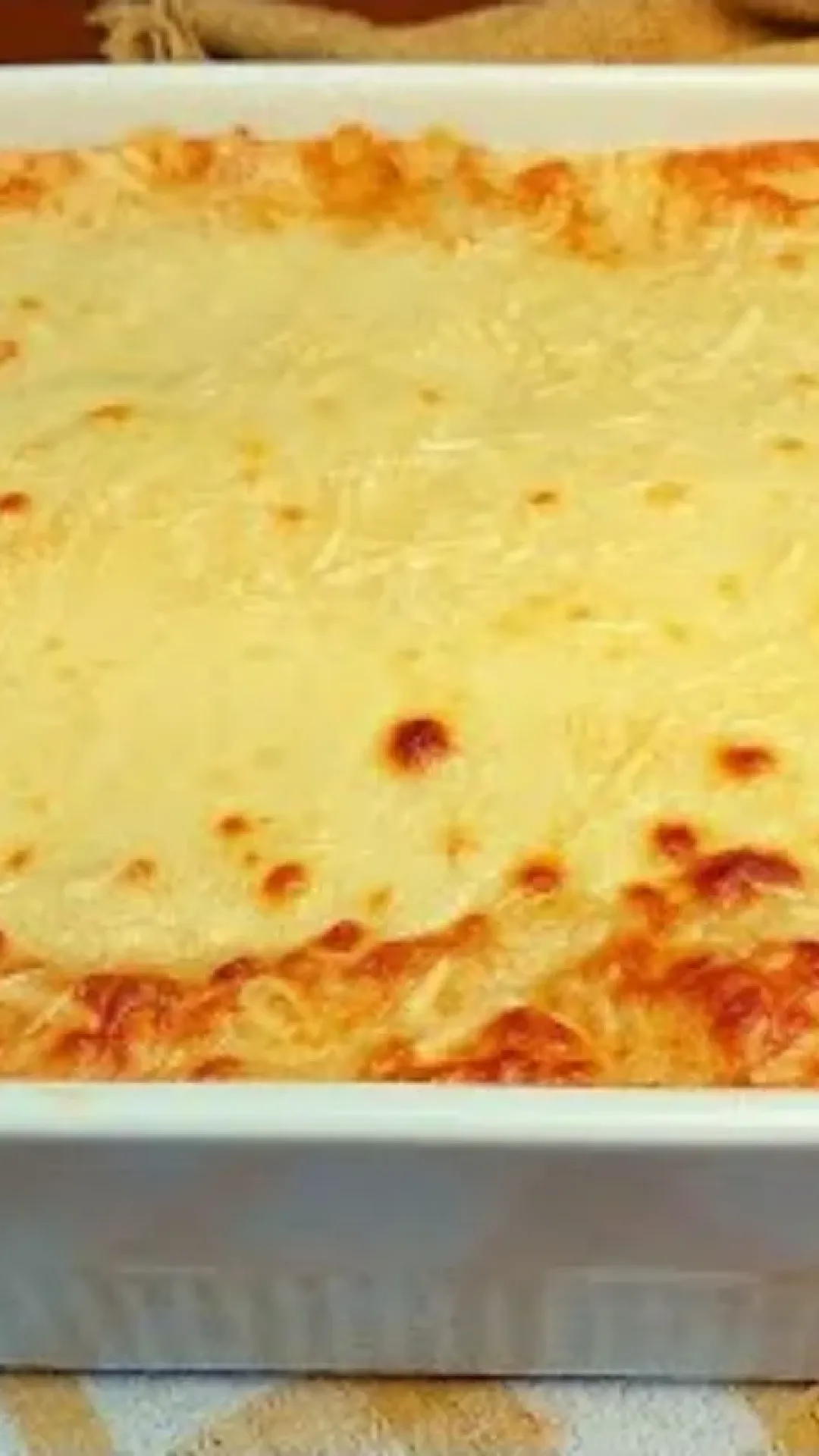 Escondidinho de carne moída fácil e rápido: ótimo para você fazer o almoço de domingo sem perder muito tempo na cozinha