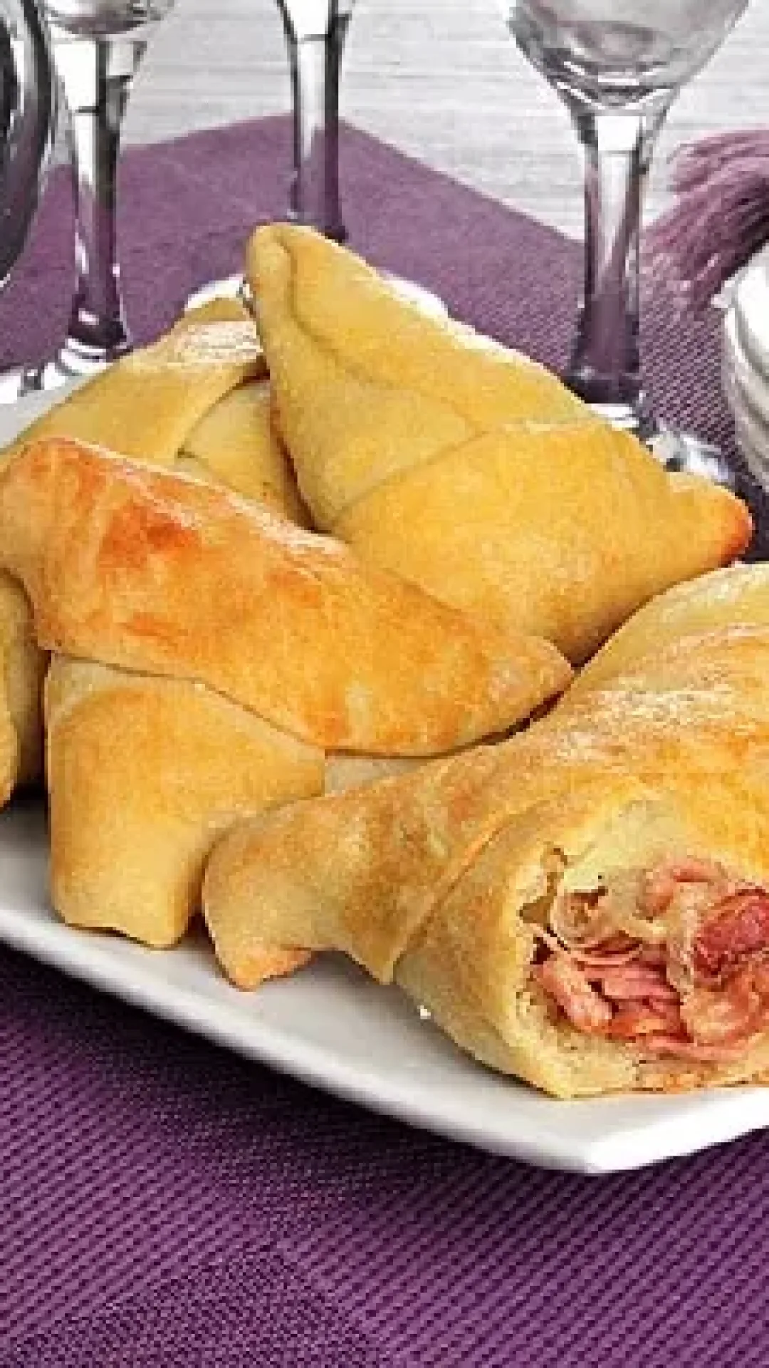 Esfiha de Presunto, Mussarela e Bacon