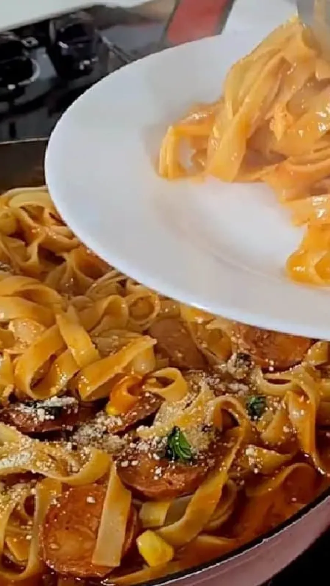 Essa é a receita de macarronada de domingo que você estava procurando para fazer na sua casa