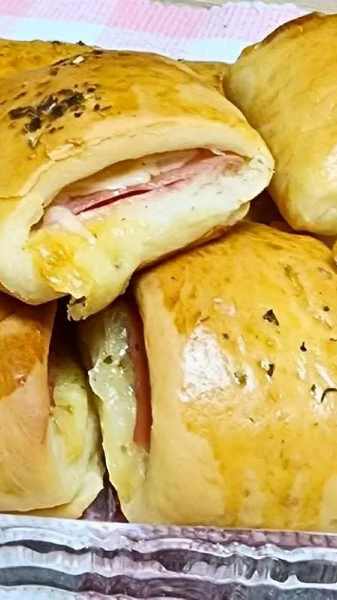 Esse é o salgado assado mais fácil para fazer em casa a massa é macia e bem fofinha