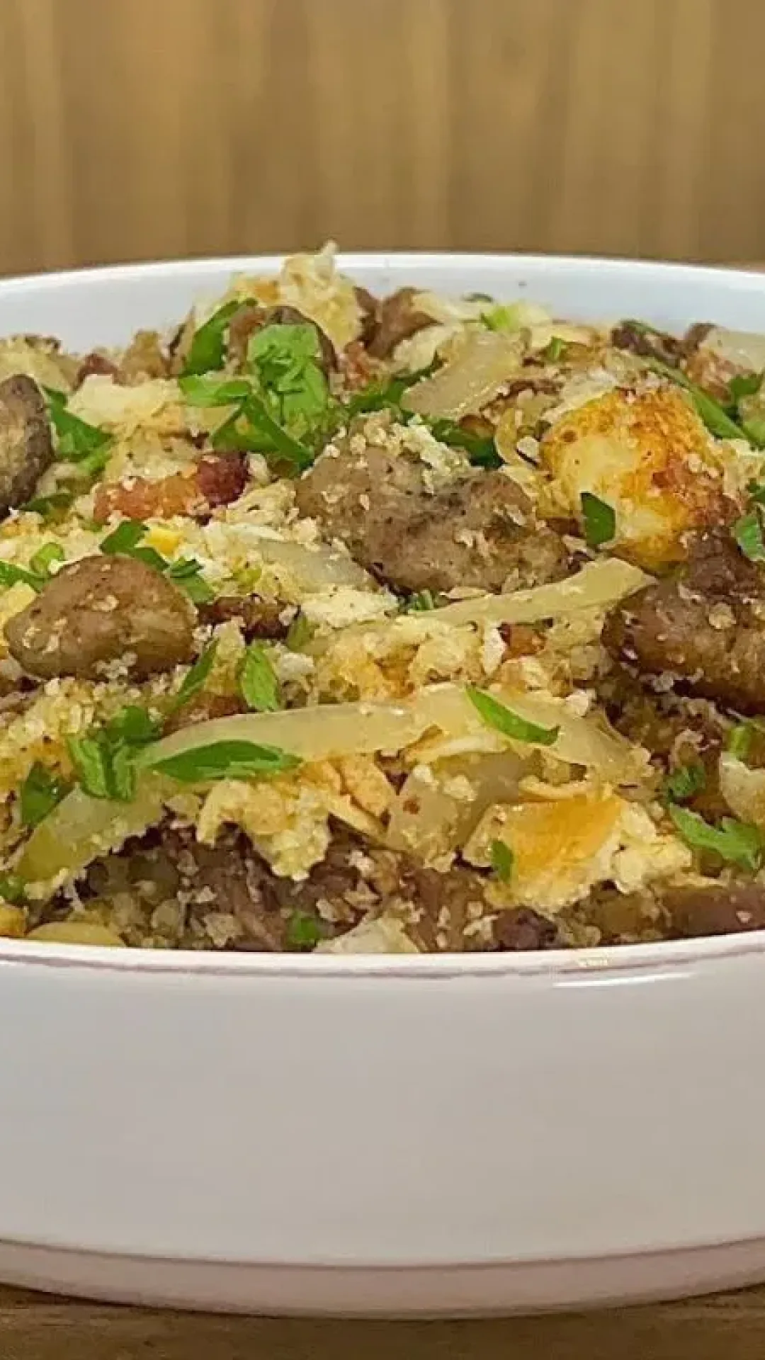 Farofa de pão velho, para você evitar o desperdício e criar um acompanhamento crocante