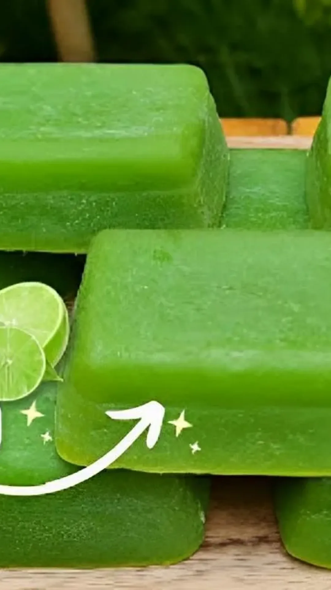 Fiz 1kg de sabão caseiro de limão para roupas e louças usando apenas 2 barras de sabão glicerinado