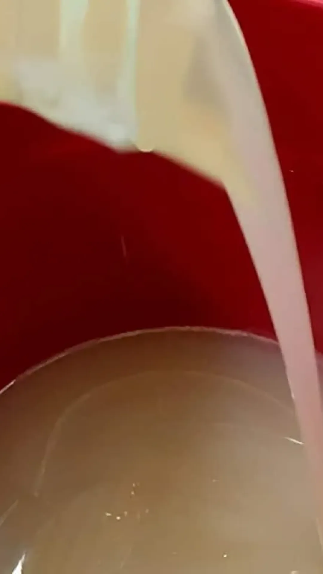 Fiz 35 litros de sabão líquido caseiro da melhor qualidade usando apenas 1 litro de óleo usado