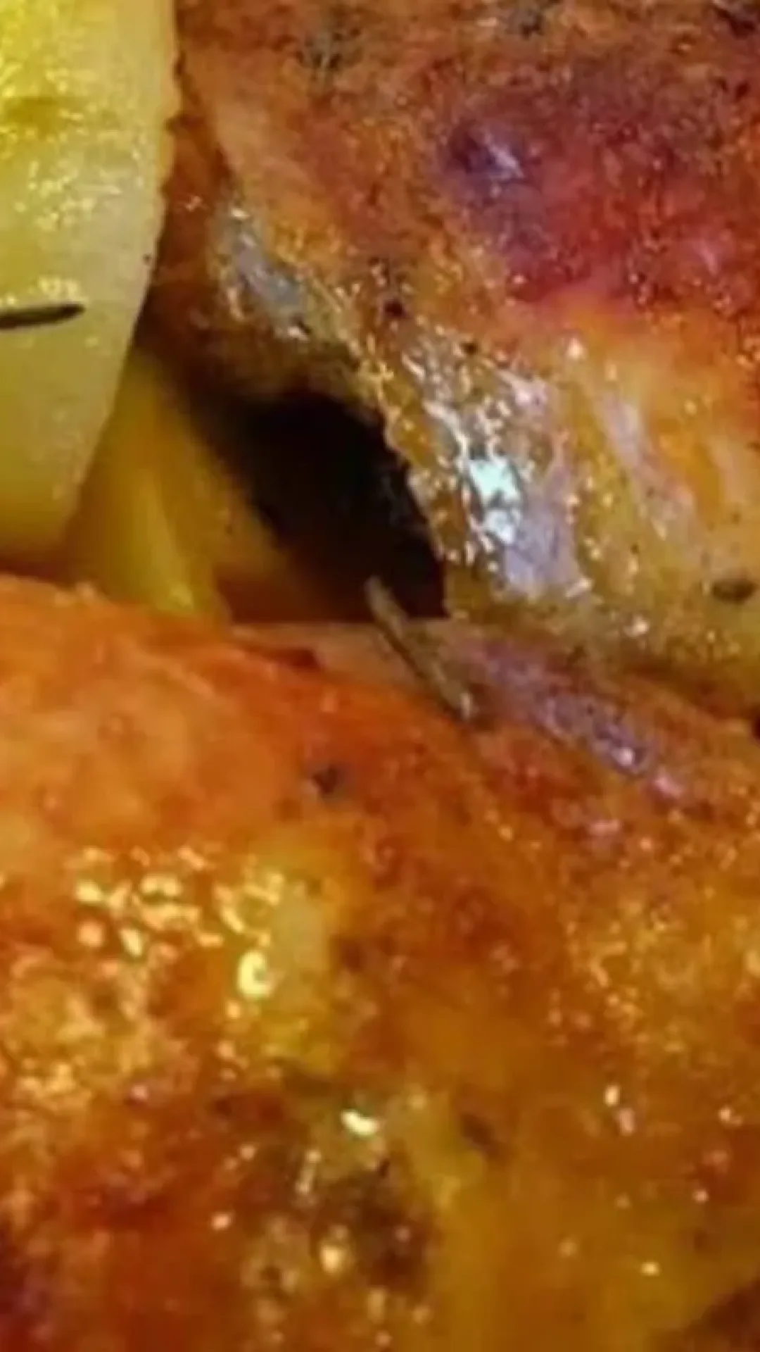 Frango assado crocante e sequinho que aprendi com a dona de um restaurante