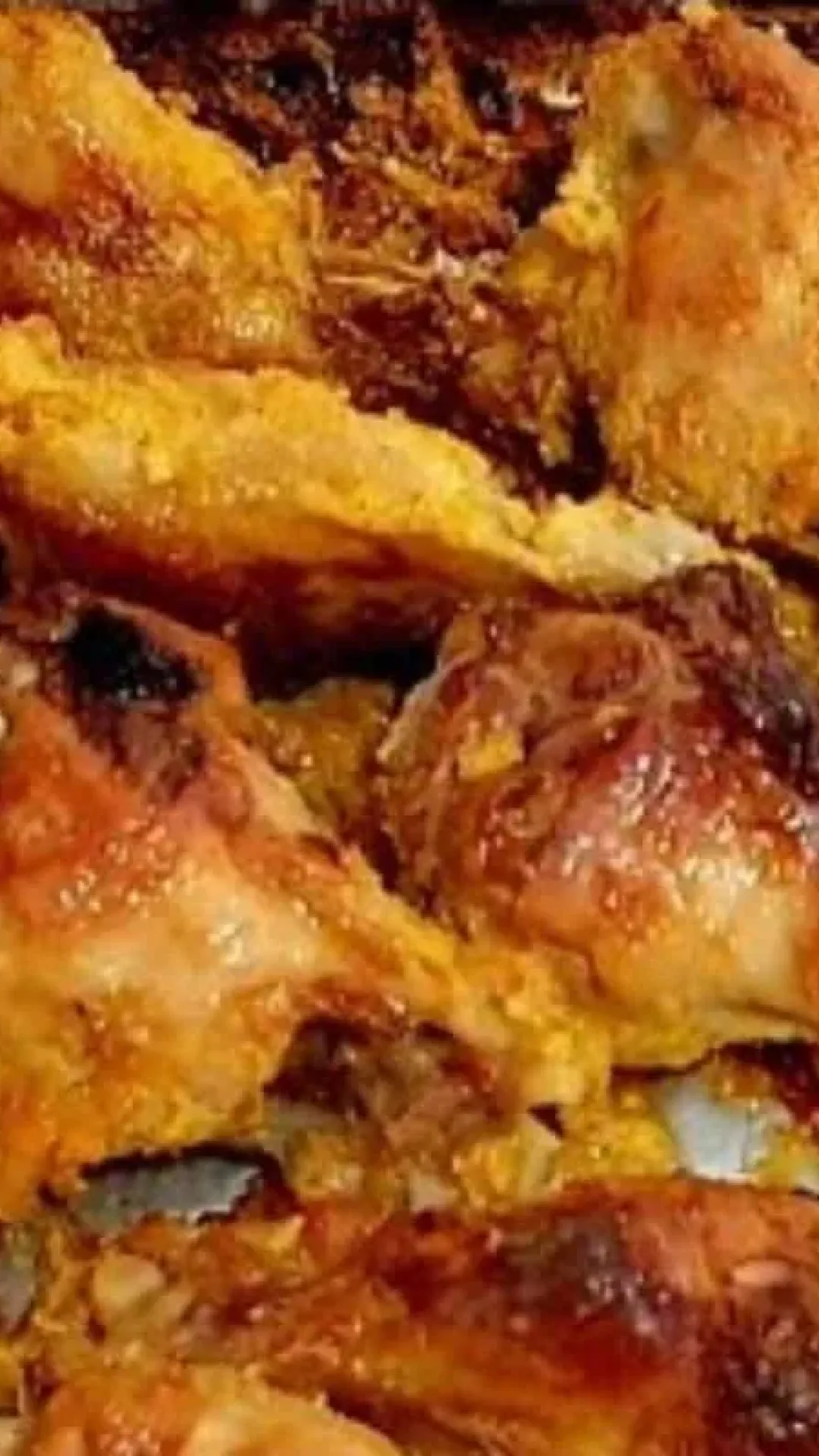 Frango assado de domingo: como fazer para ficar super suculento e não ressecar