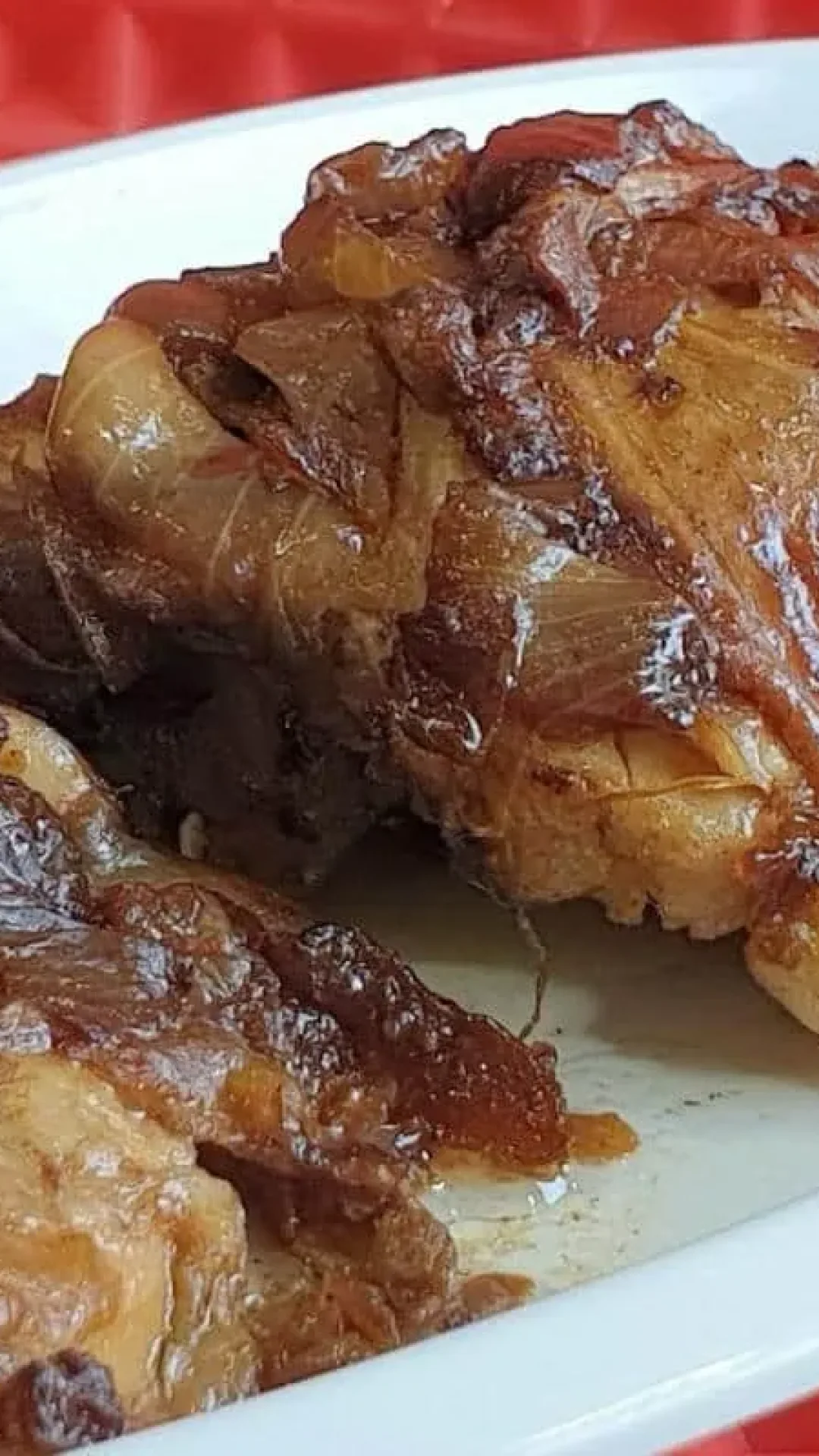 Frango assado na panela de pressão muito suculento e saboroso
