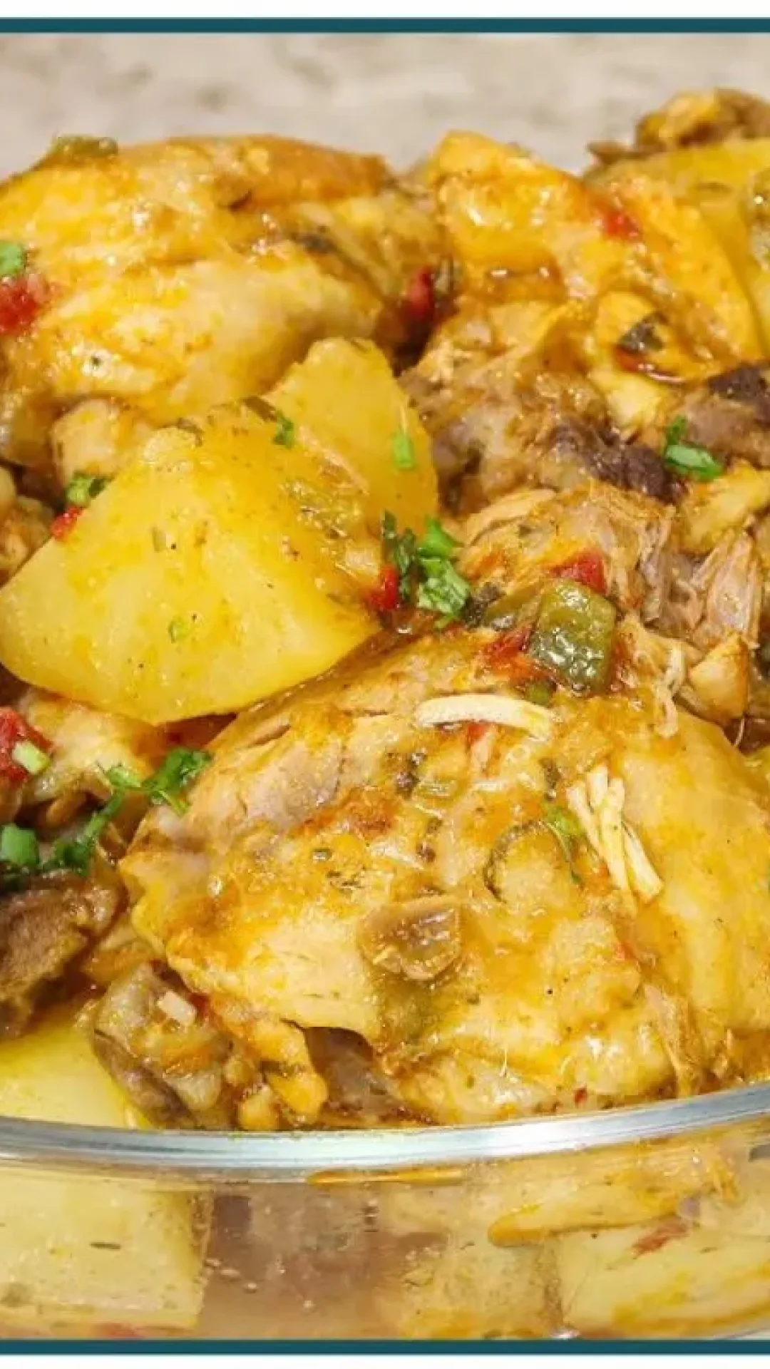 Frango com batata: suculento, bem temperado e perfeito para aquele almoço caprichado