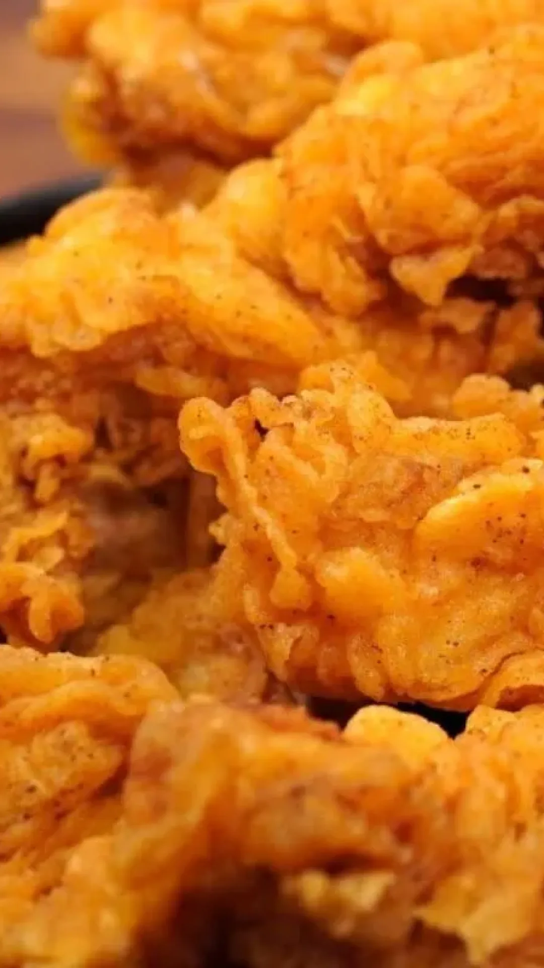 Frango frito crocante e o melhor dessa receita é o segredo para ficar muito gorduroso