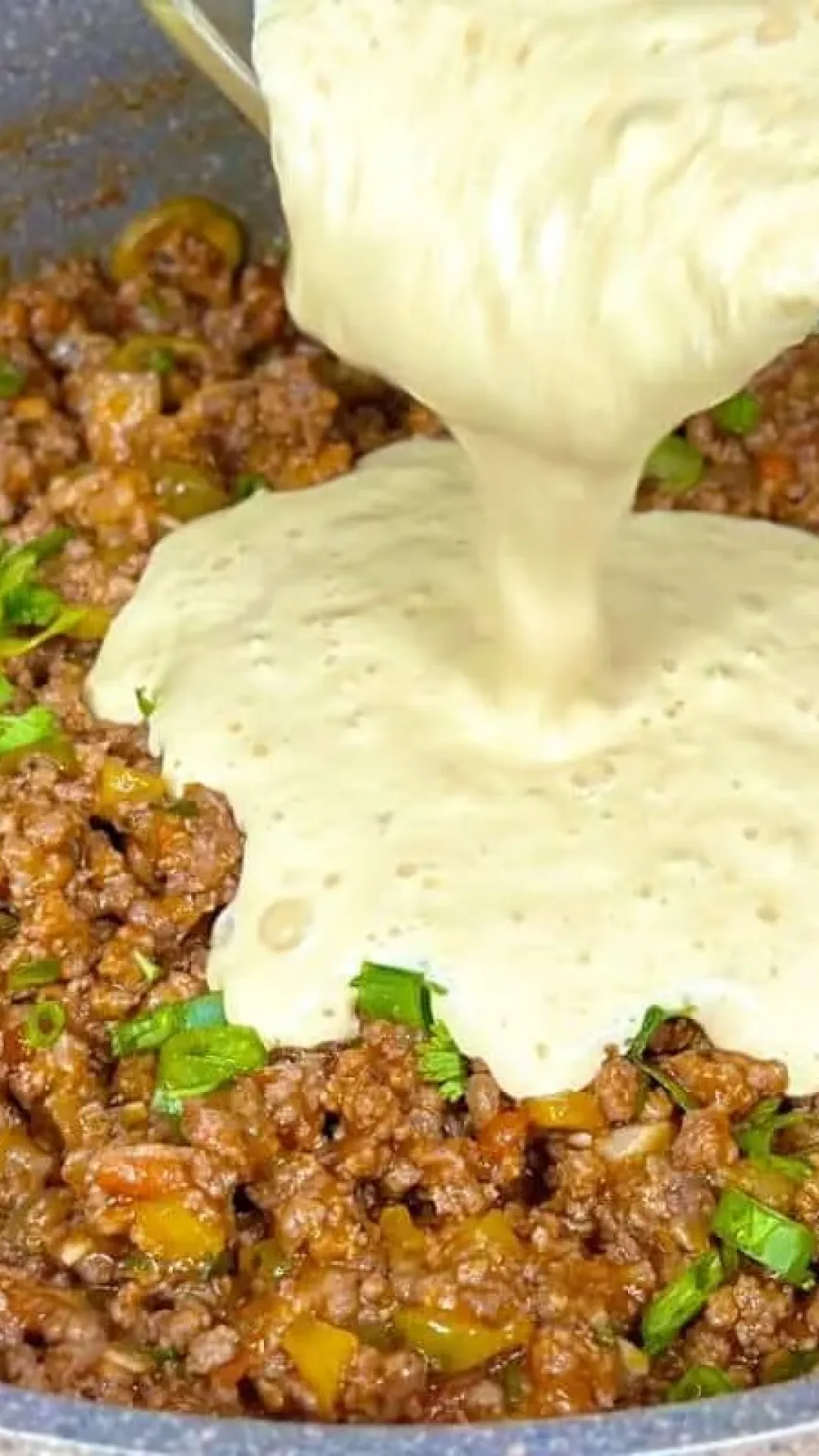 Fricassê de carne moída para preparar no jantar de hoje de um jeito super fácil e prático